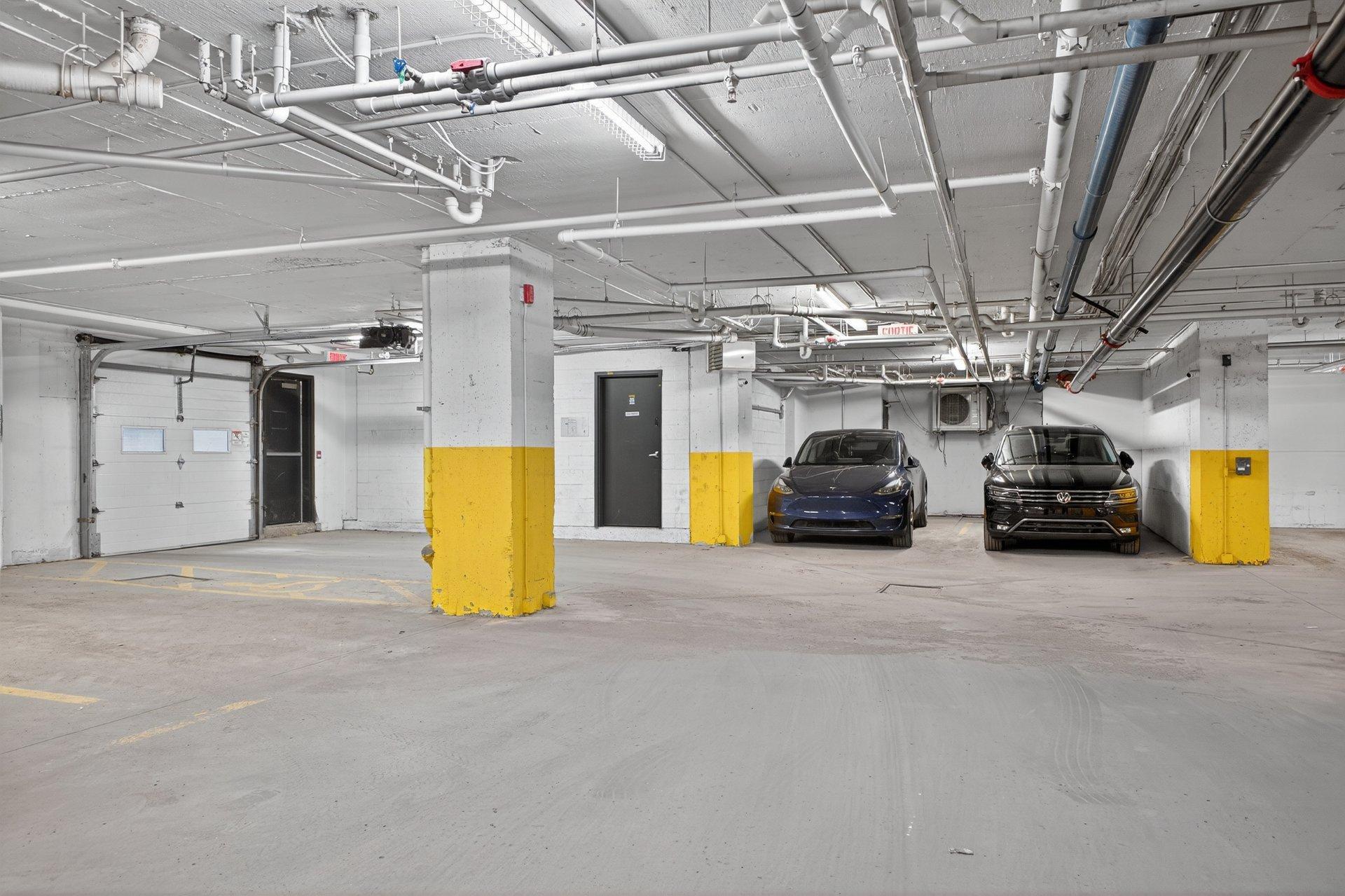 









3300


Boul. Cavendish

, 109,
Montréal (Côte-des-Neiges/Notre-Dame-de-Grâce),




QC
H4B2M8

