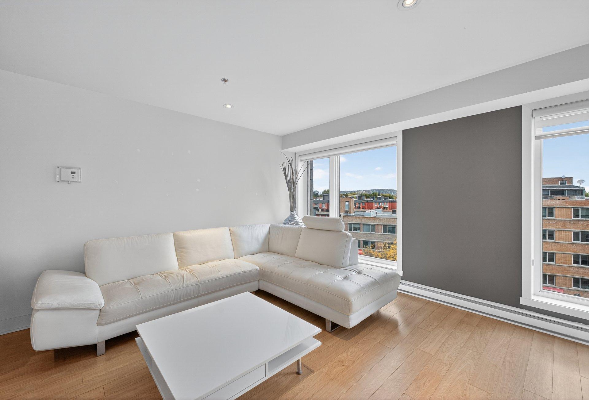









3300


Boul. Cavendish

, 109,
Montréal (Côte-des-Neiges/Notre-Dame-de-Grâce),




QC
H4B2M8

