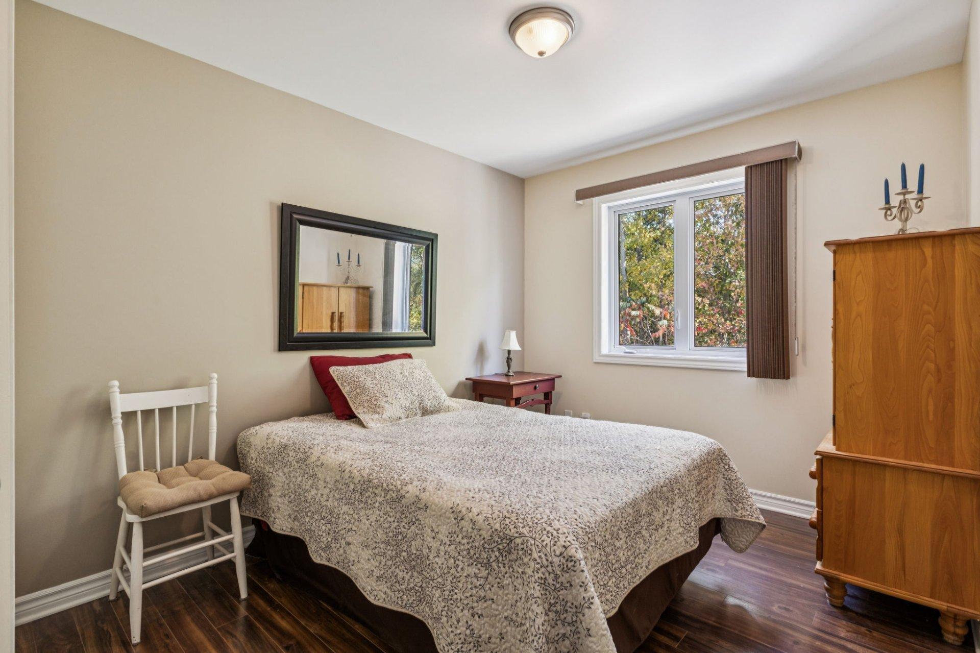 









375


Rue Jeannine-Grégoire-Ross

,
Gatineau (Gatineau),




QC
J8P0E1

