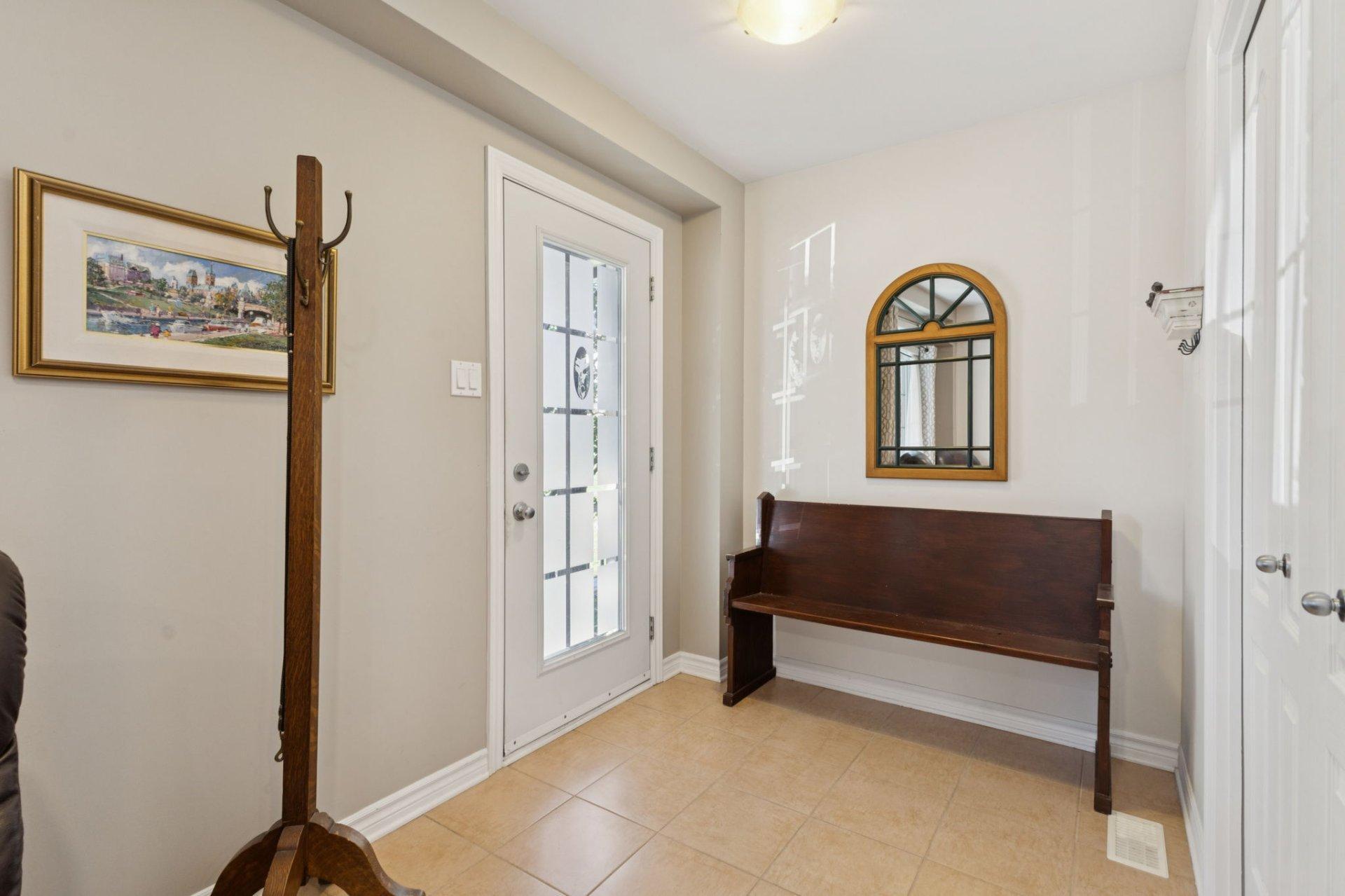 









375


Rue Jeannine-Grégoire-Ross

,
Gatineau (Gatineau),




QC
J8P0E1

