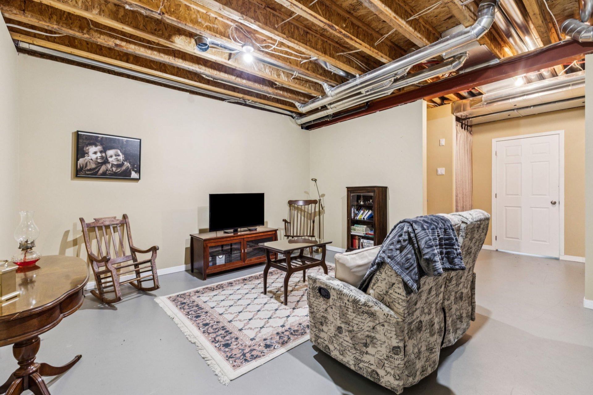 









375


Rue Jeannine-Grégoire-Ross

,
Gatineau (Gatineau),




QC
J8P0E1

