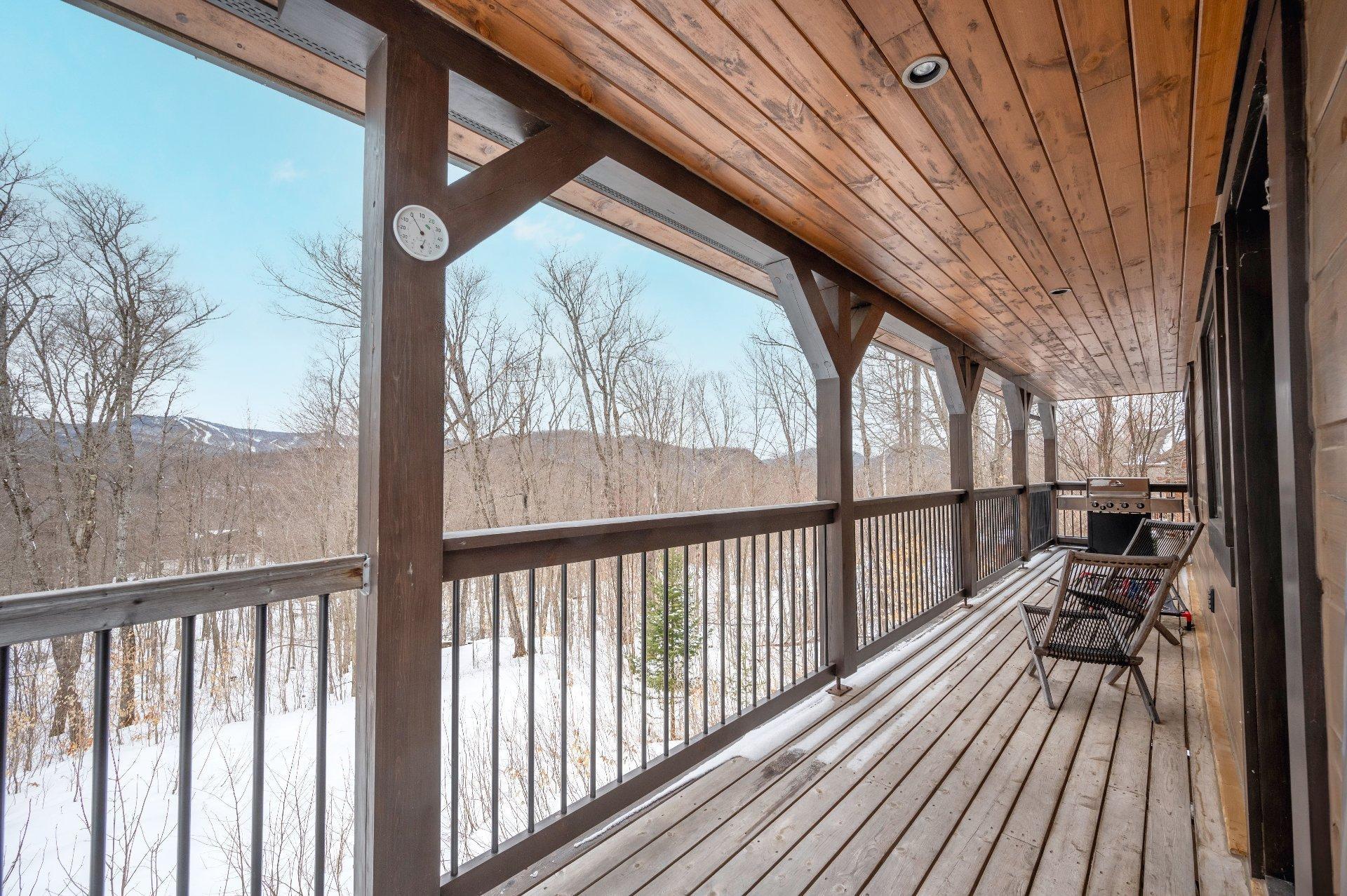 









515

 - 517


Crois. de la Coulée

,
Lac-Supérieur,




QC
J0T1P0

