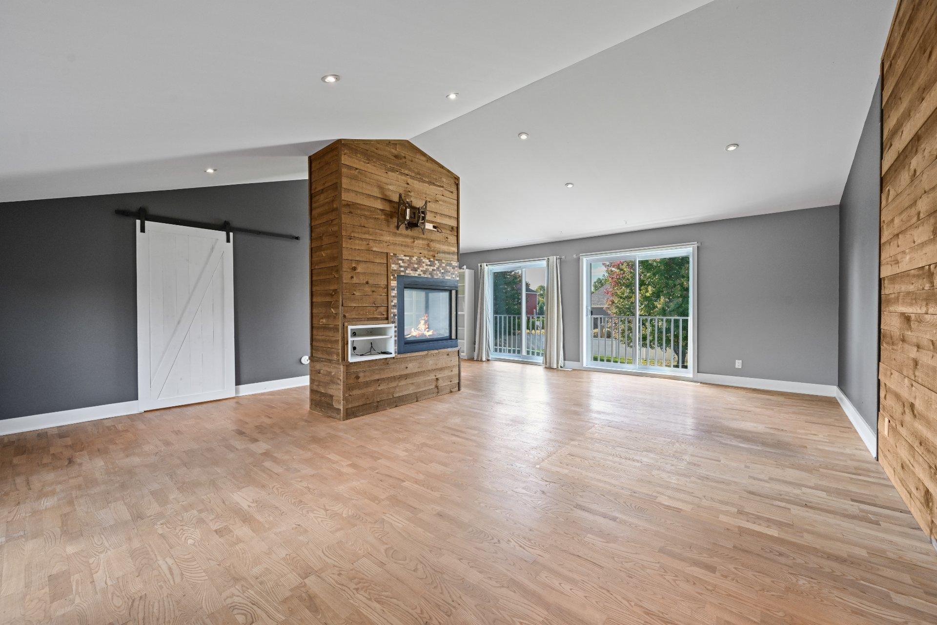 









22


Carré Barrière

,
Saint-Cyprien-de-Napierville,




QC
J0J1L0

