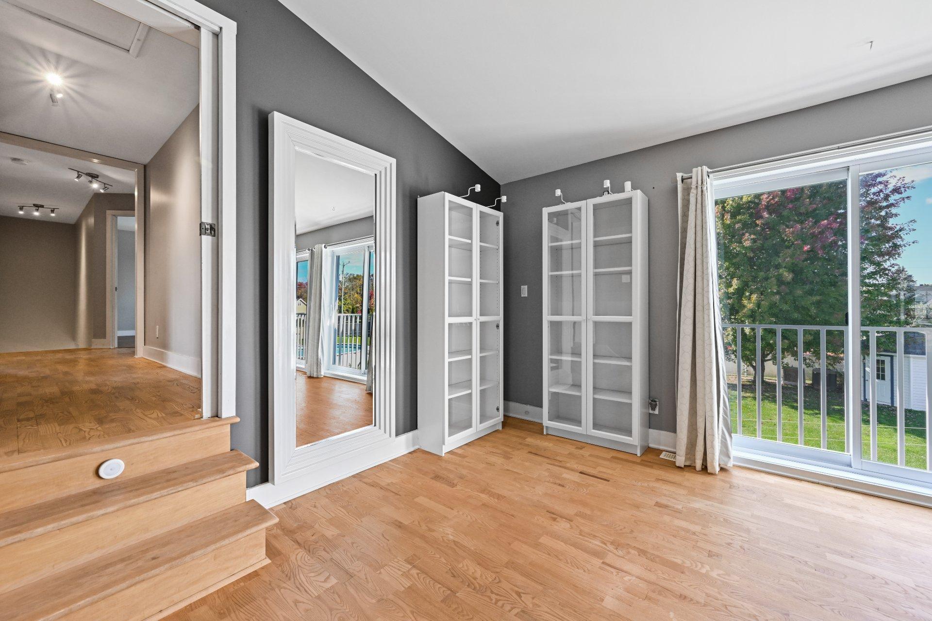 









22


Carré Barrière

,
Saint-Cyprien-de-Napierville,




QC
J0J1L0

