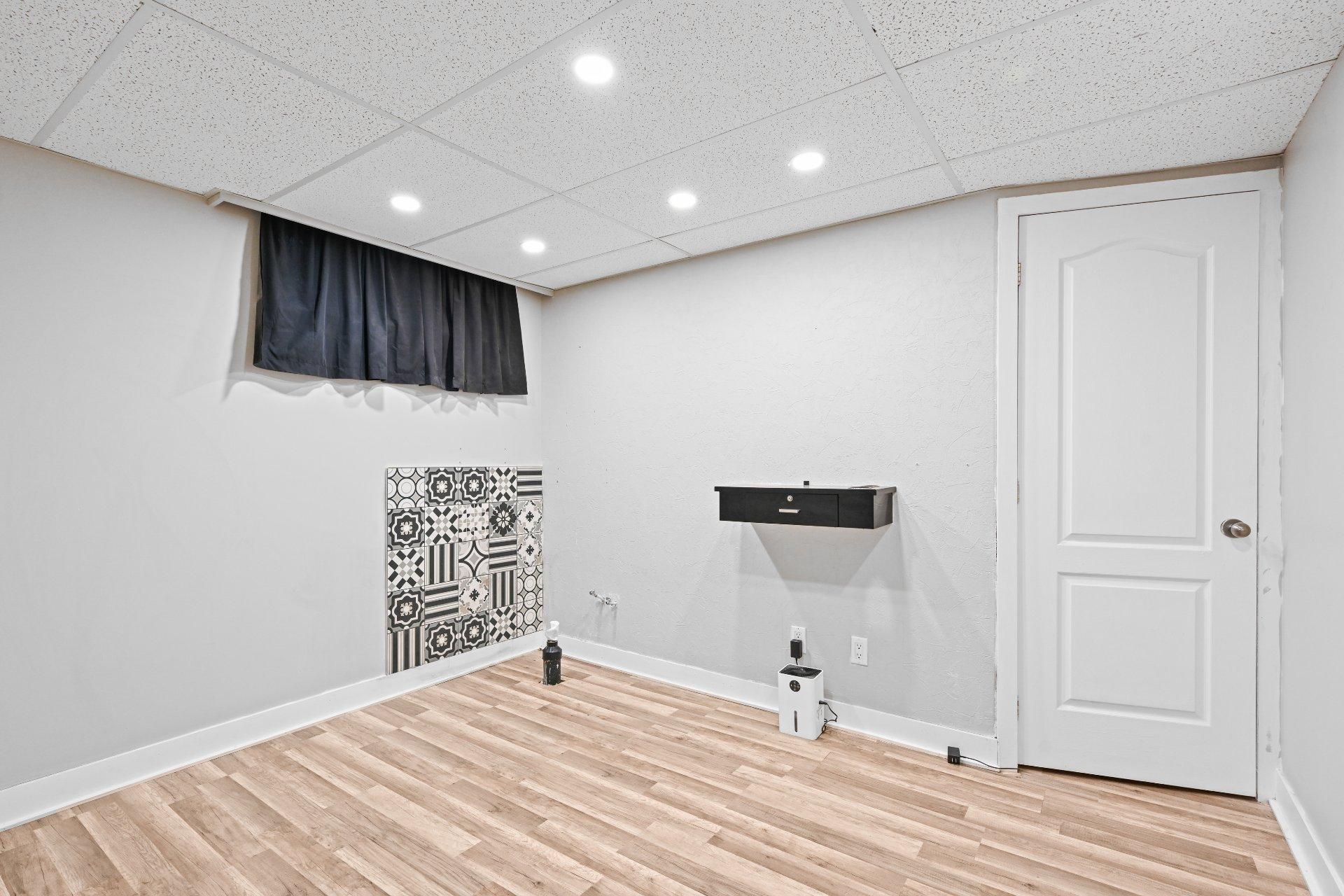 









22


Carré Barrière

,
Saint-Cyprien-de-Napierville,




QC
J0J1L0

