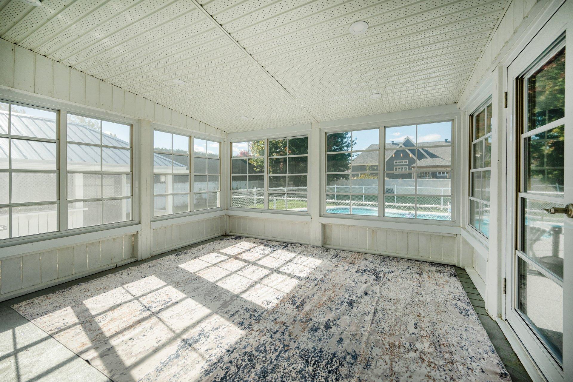 









22


Carré Barrière

,
Saint-Cyprien-de-Napierville,




QC
J0J1L0

