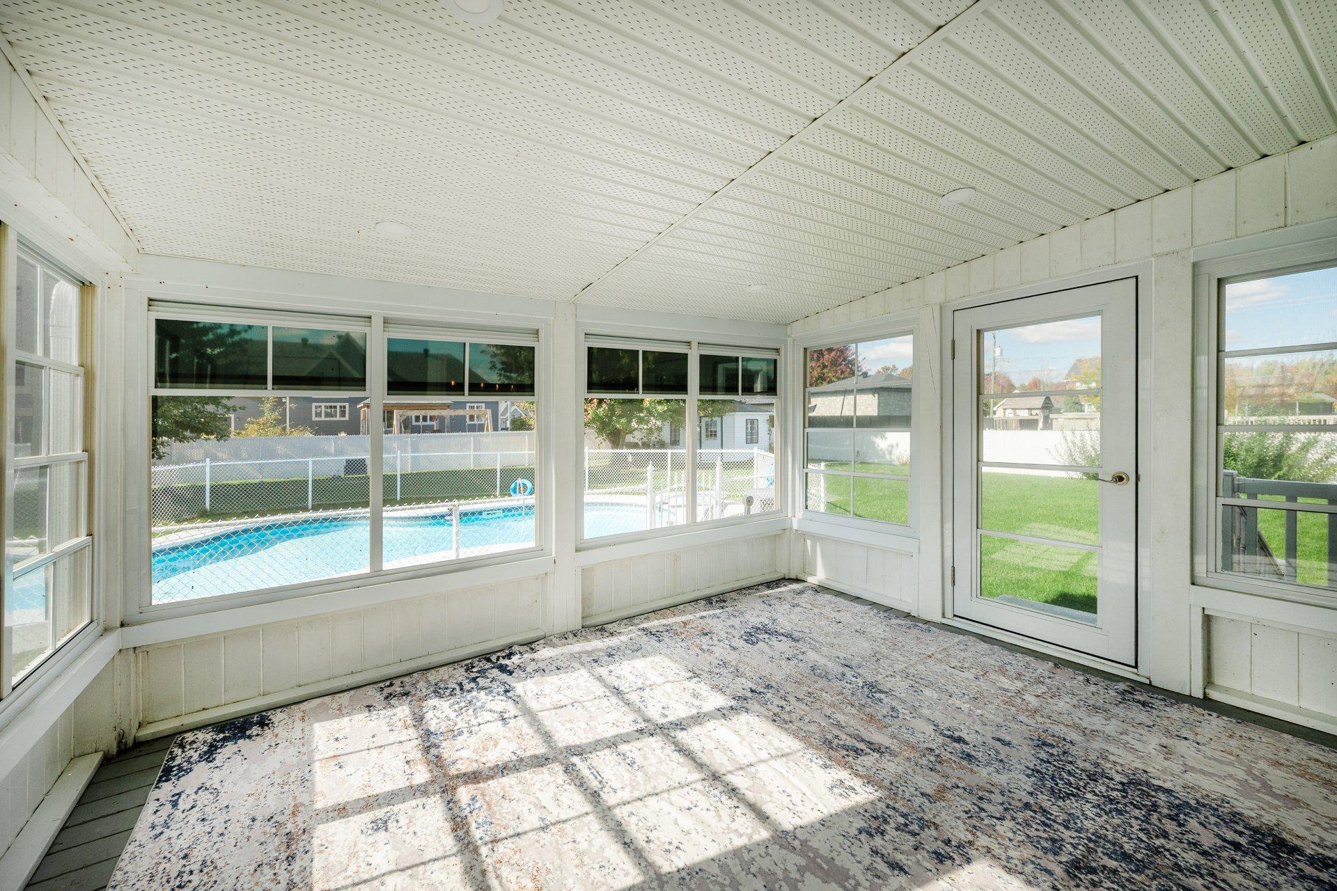 









22


Carré Barrière

,
Saint-Cyprien-de-Napierville,




QC
J0J1L0


