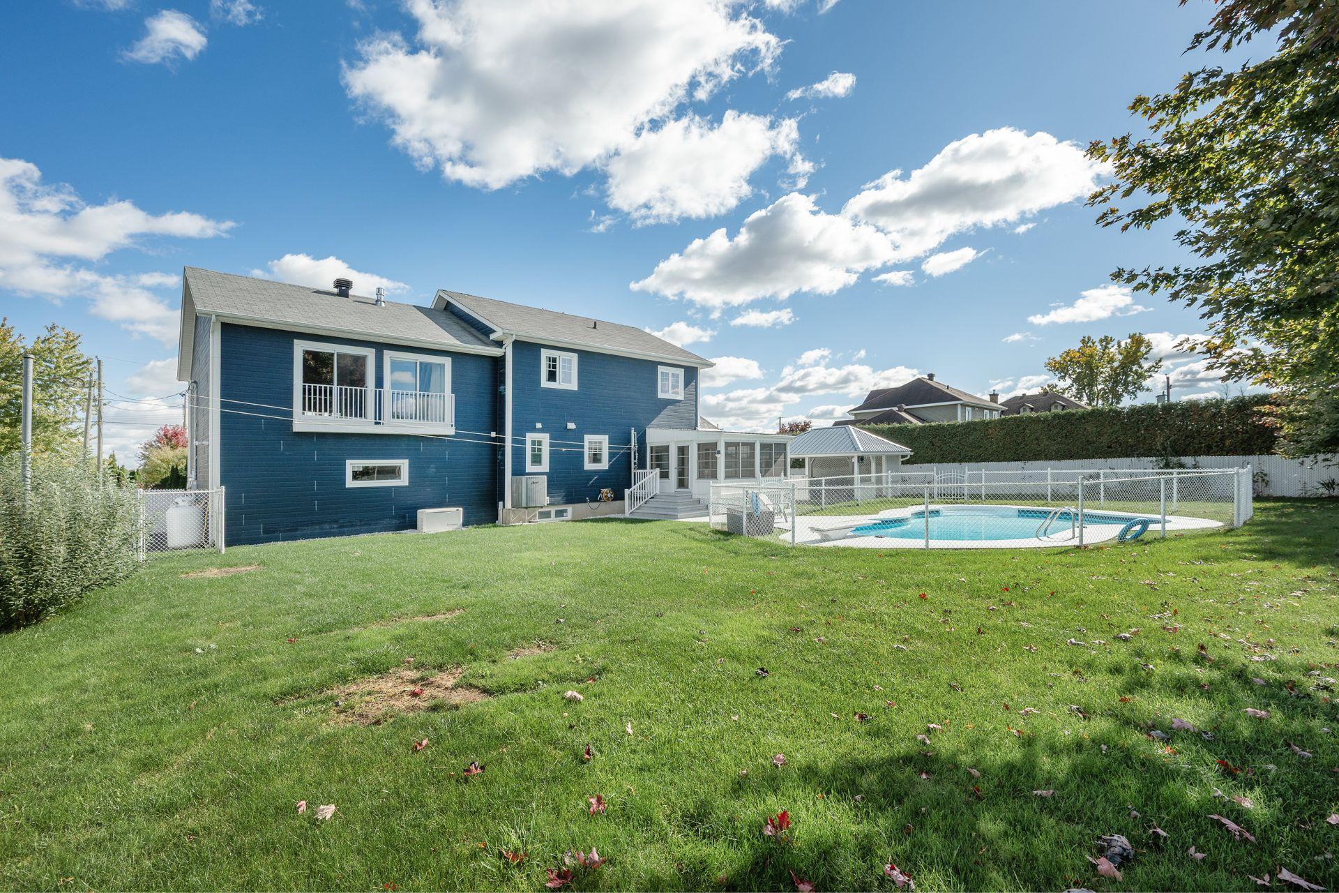 









22


Carré Barrière

,
Saint-Cyprien-de-Napierville,




QC
J0J1L0


