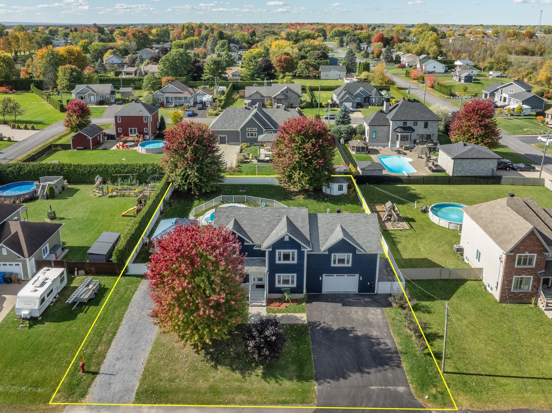 









22


Carré Barrière

,
Saint-Cyprien-de-Napierville,




QC
J0J1L0

