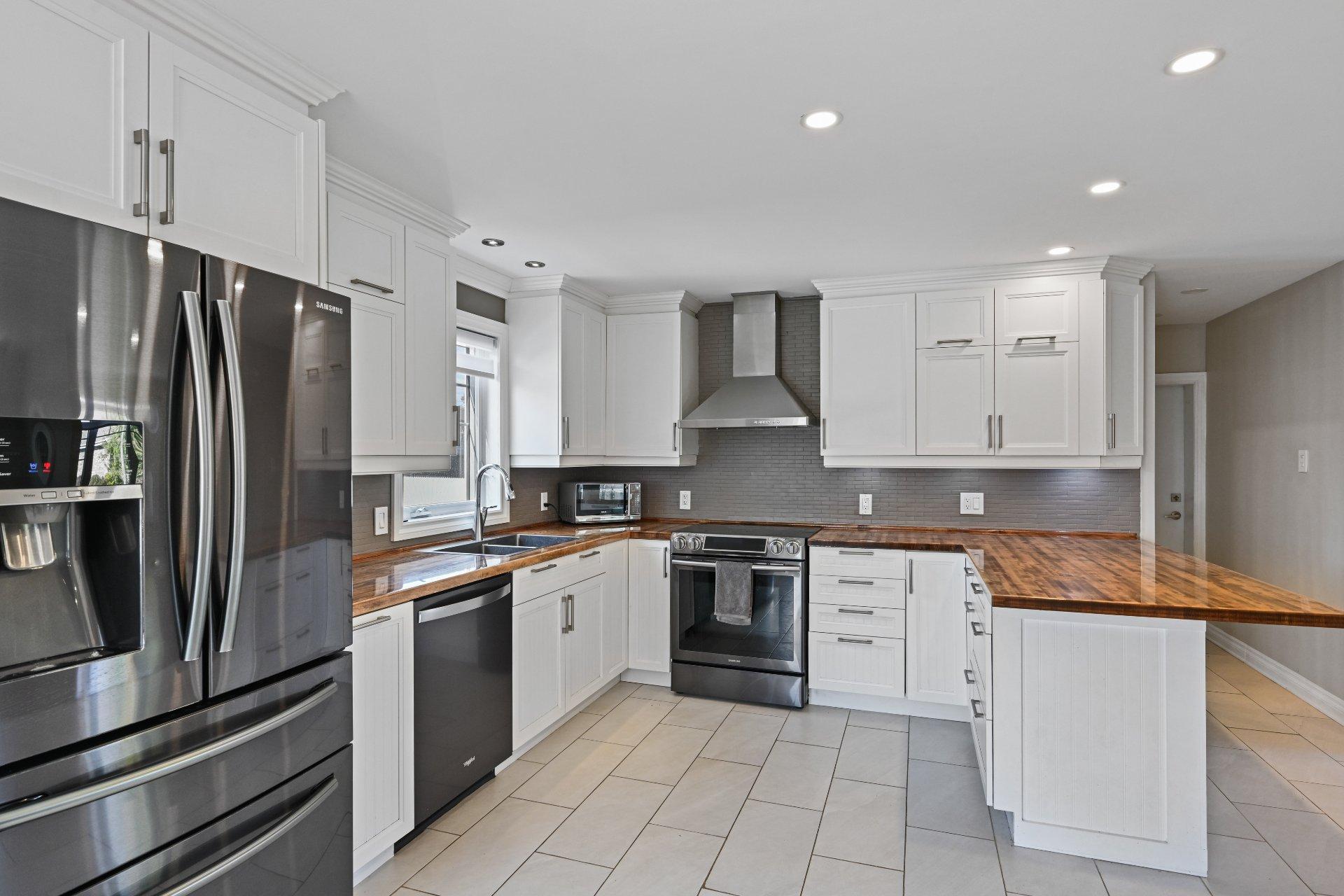 









22


Carré Barrière

,
Saint-Cyprien-de-Napierville,




QC
J0J1L0

