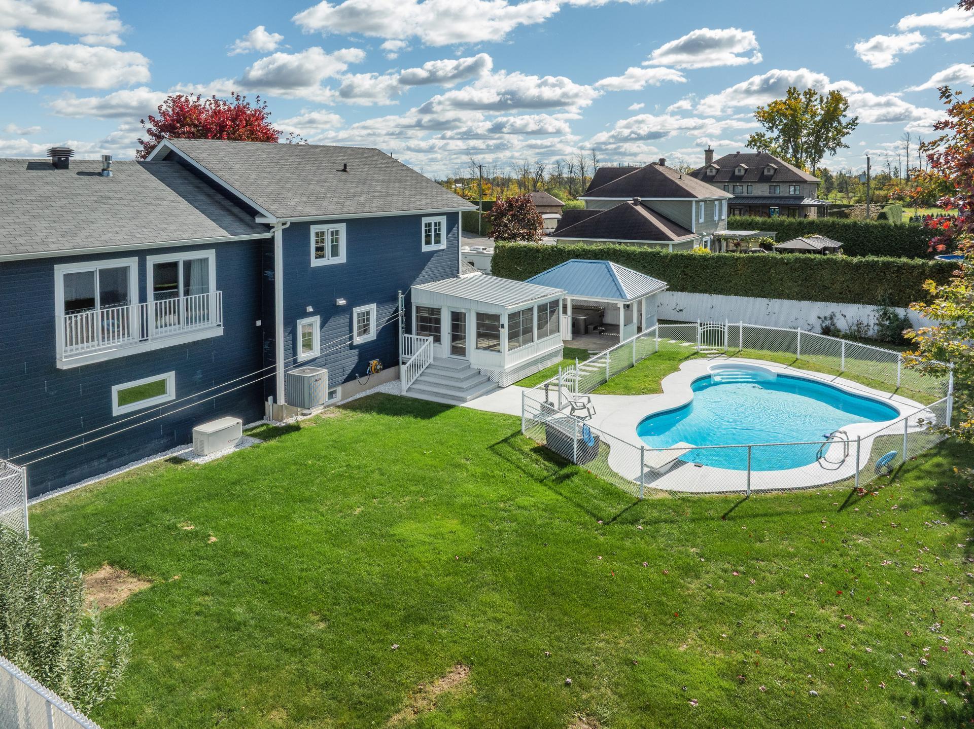 









22


Carré Barrière

,
Saint-Cyprien-de-Napierville,




QC
J0J1L0

