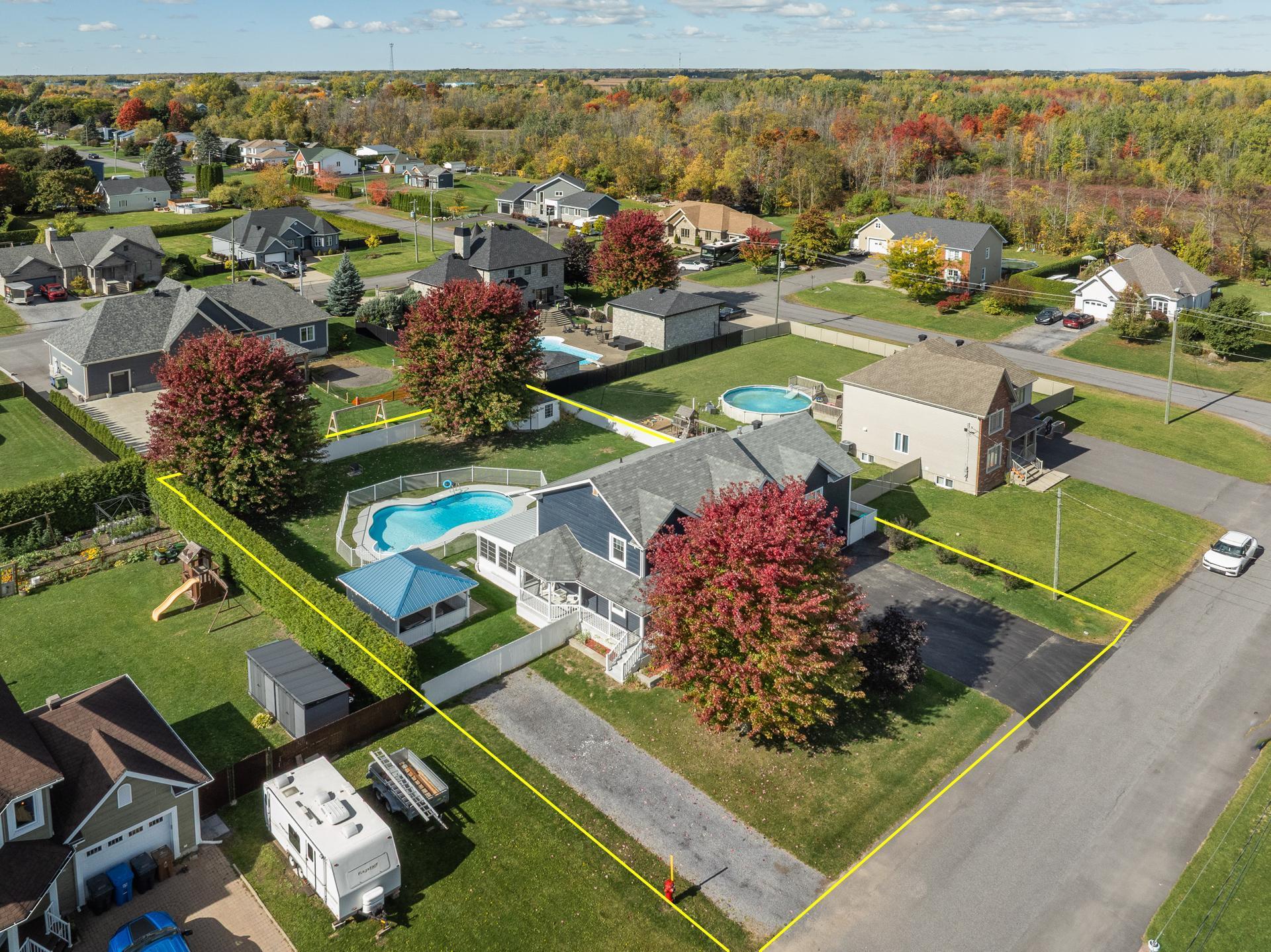 









22


Carré Barrière

,
Saint-Cyprien-de-Napierville,




QC
J0J1L0

