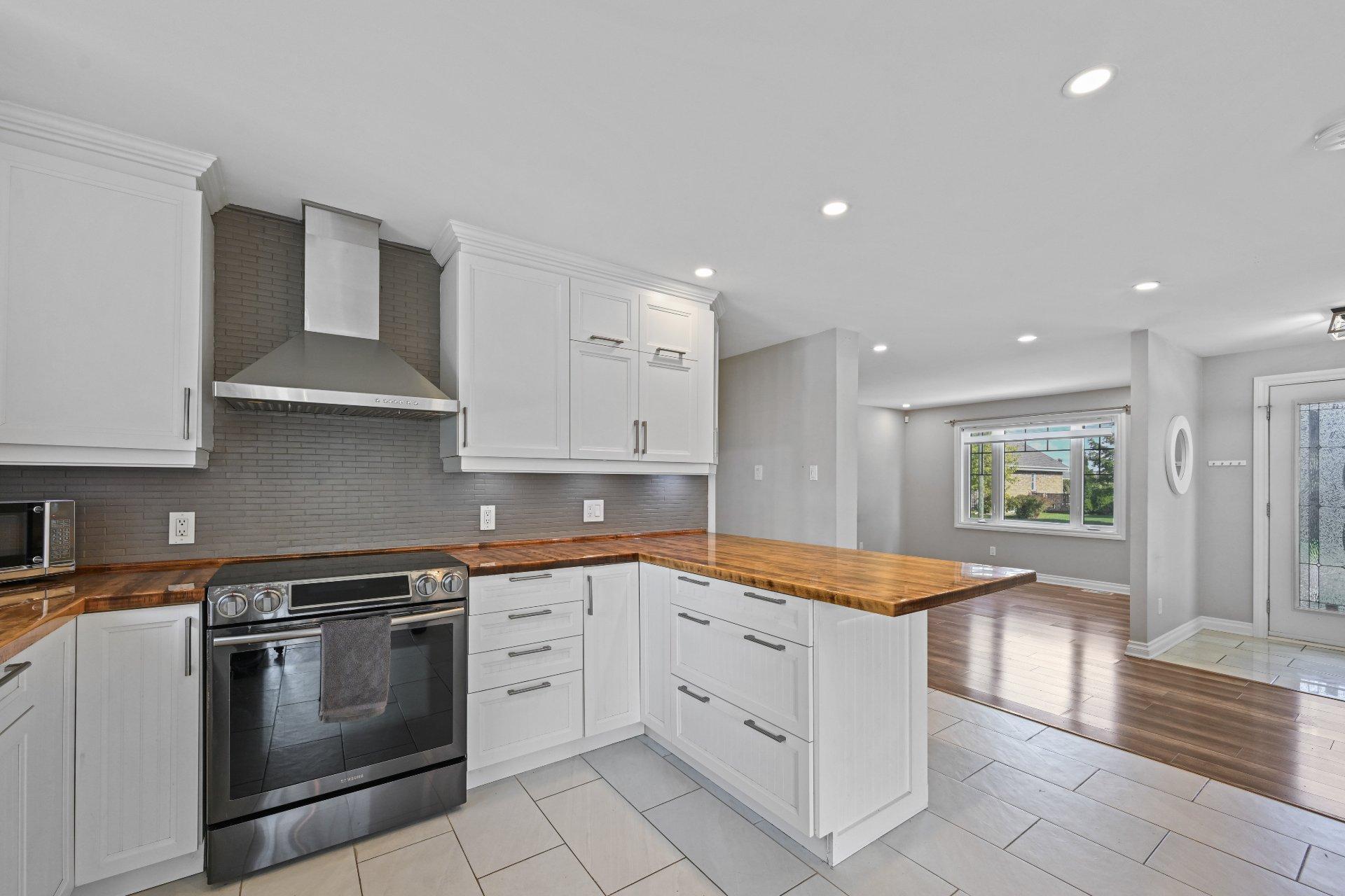 









22


Carré Barrière

,
Saint-Cyprien-de-Napierville,




QC
J0J1L0

