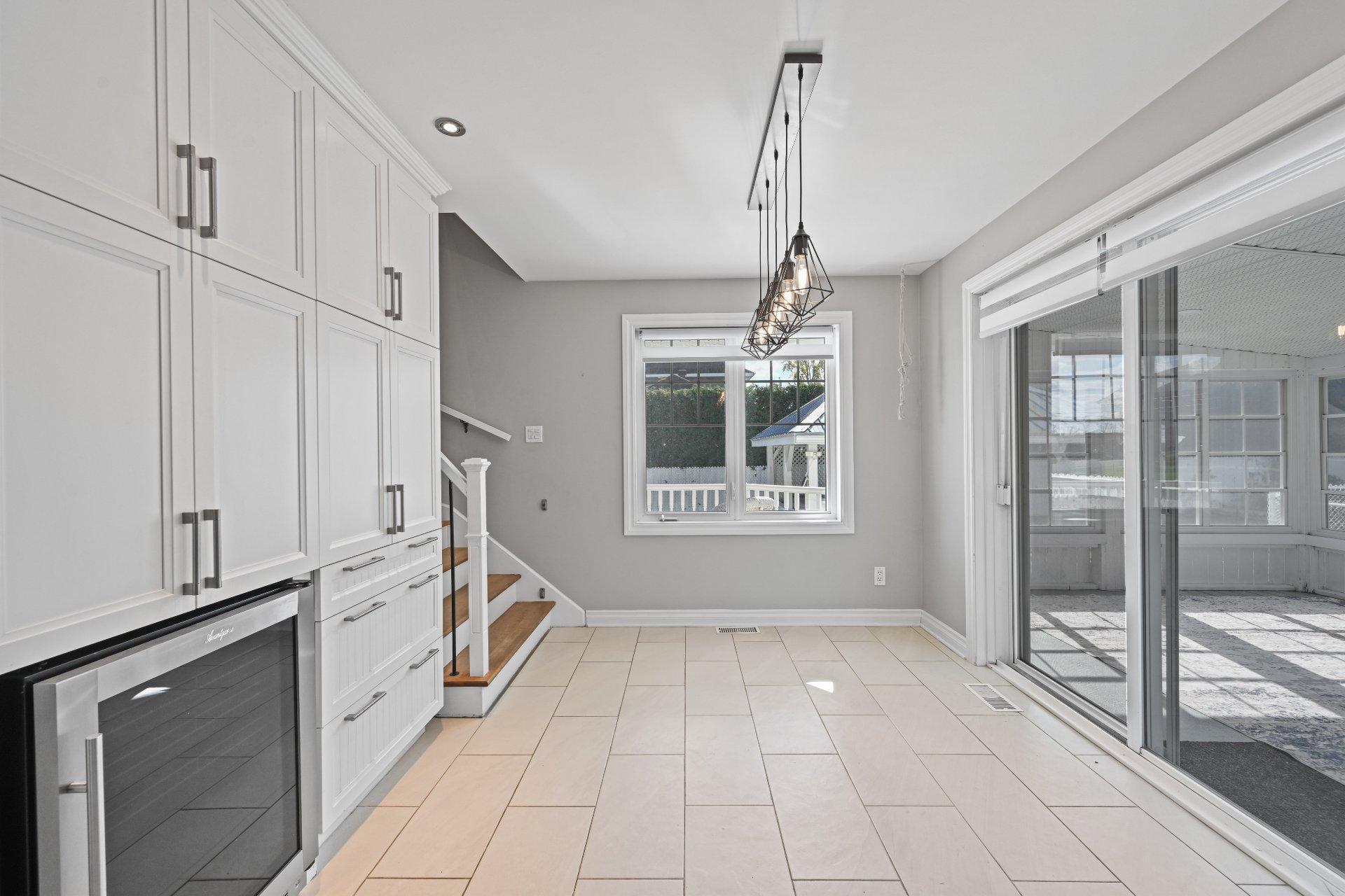 









22


Carré Barrière

,
Saint-Cyprien-de-Napierville,




QC
J0J1L0

