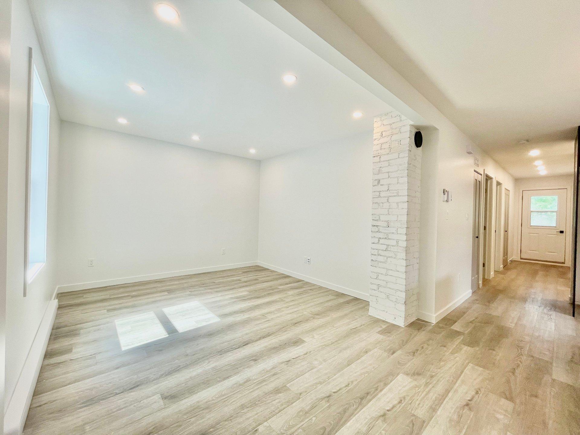 









604


74e Avenue

,
Laval (Chomedey),




QC
H7V2Y1

