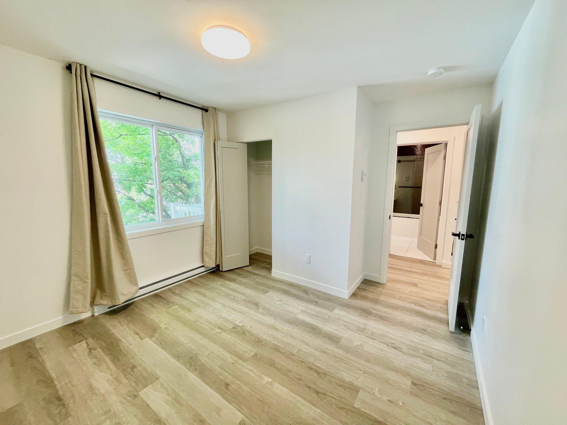 









604


74e Avenue

,
Laval (Chomedey),




QC
H7V2Y1

