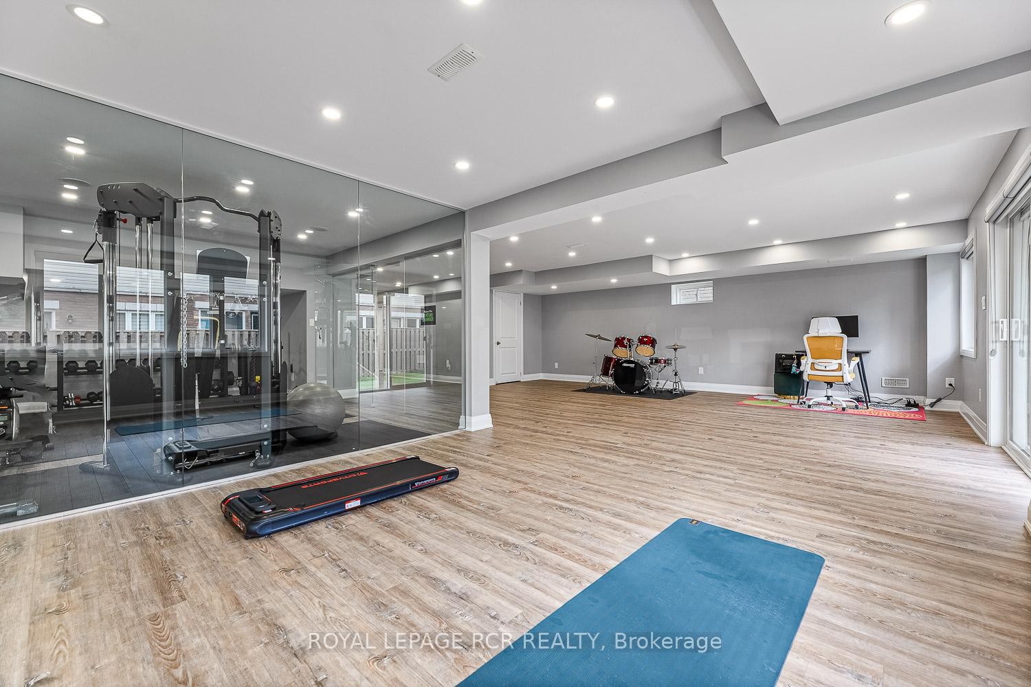 









3


Jenkins

Street,
East Luther Grand Valley,




ON
L9W 7R2

