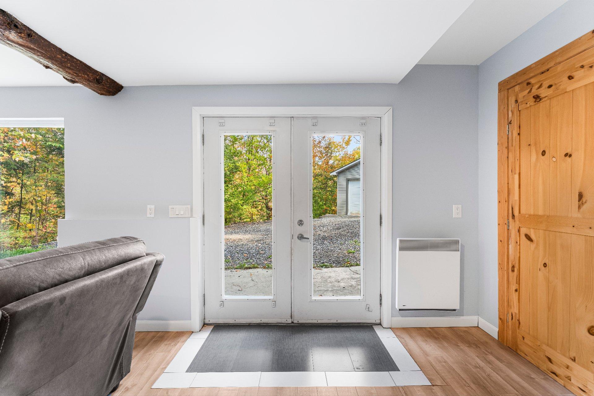 









217


Rue Brodeur

,
Magog,




QC
J1X0M9

