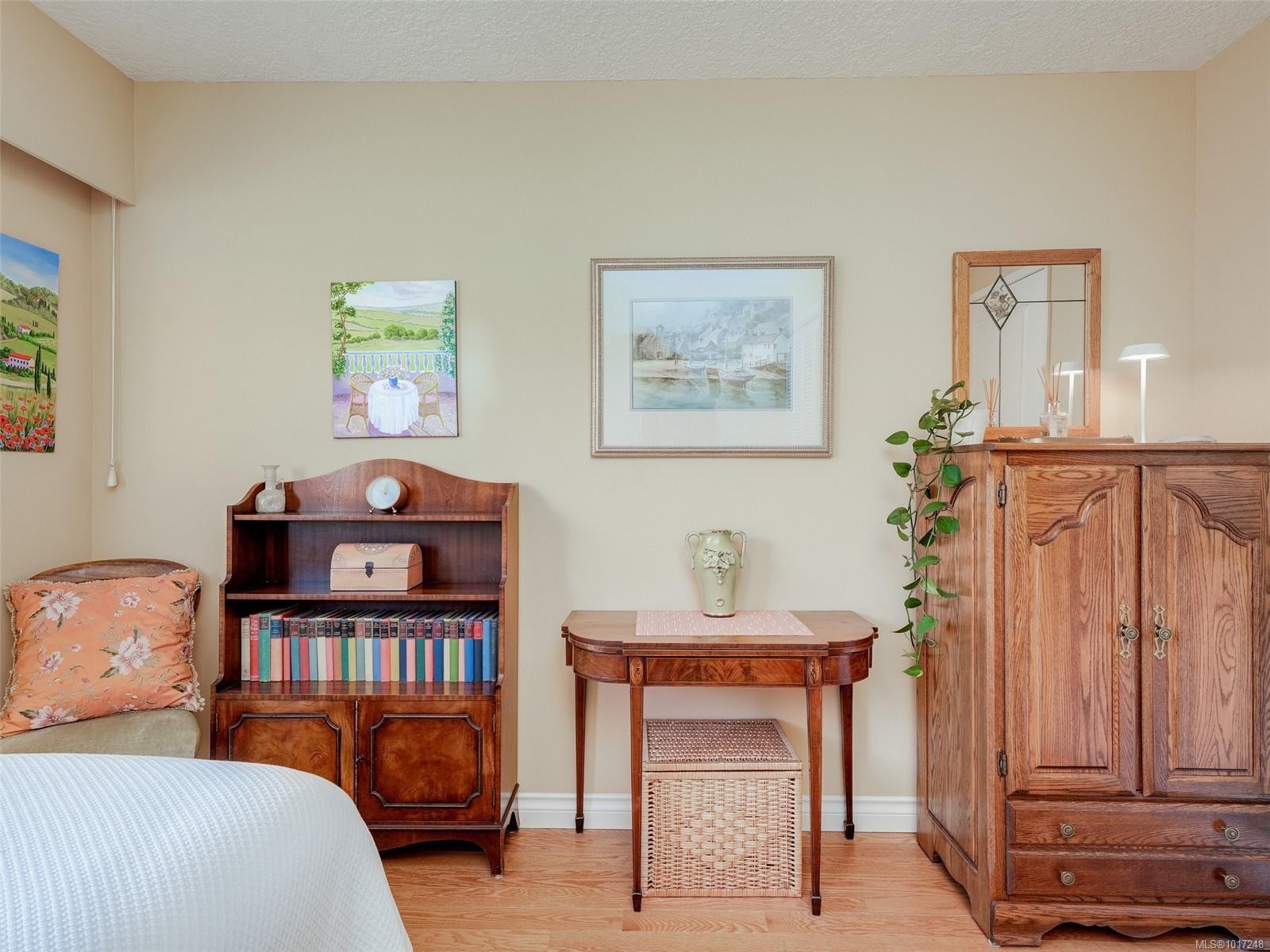 









1540


Dallas

Rd, 103,
Victoria,




BC
V8S 1A3

