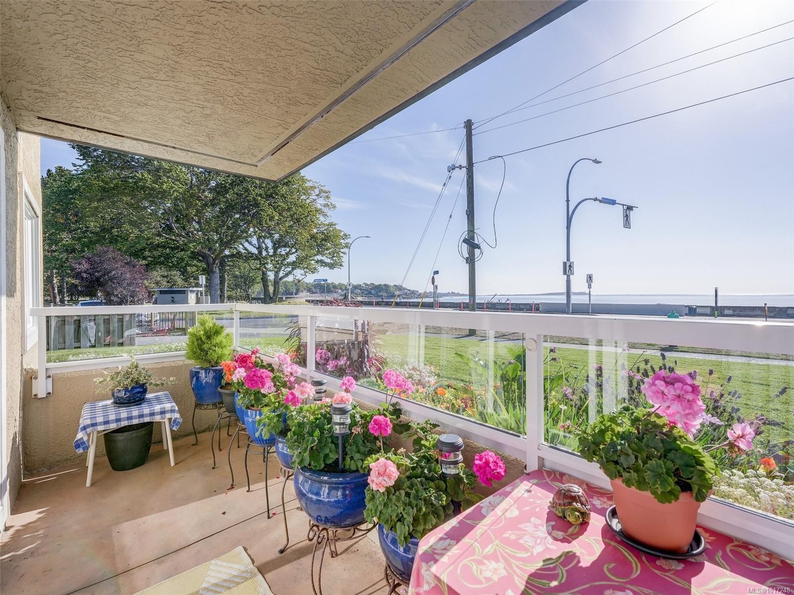 









1540


Dallas

Rd, 103,
Victoria,




BC
V8S 1A3

