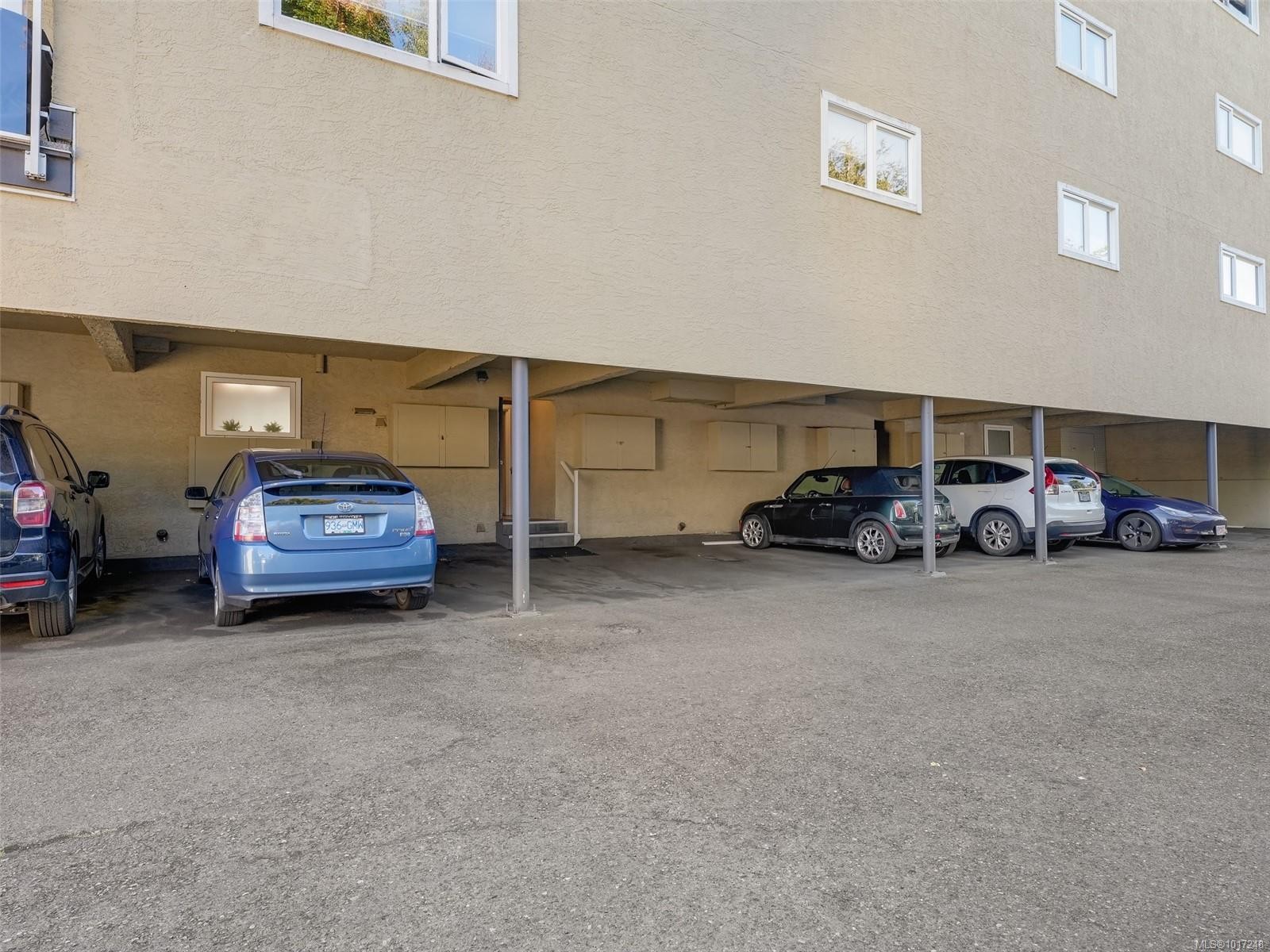 









1540


Dallas

Rd, 103,
Victoria,




BC
V8S 1A3

