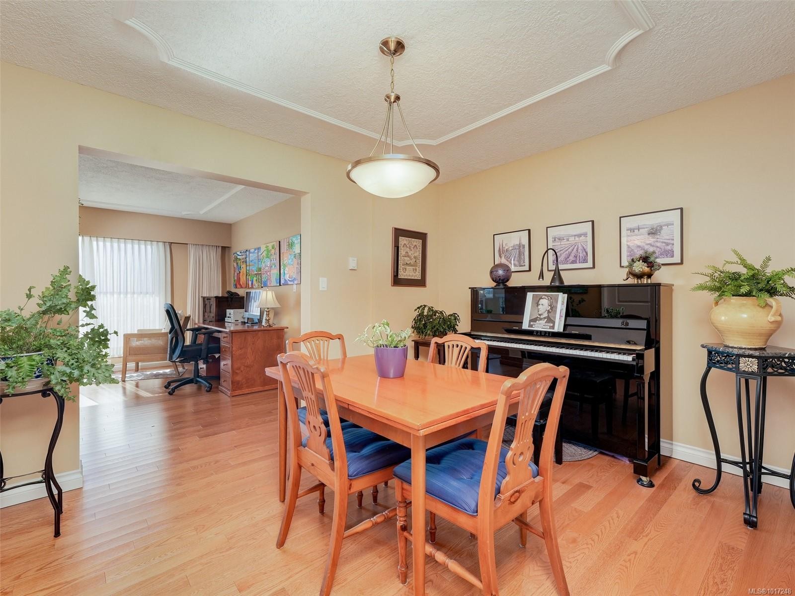 









1540


Dallas

Rd, 103,
Victoria,




BC
V8S 1A3

