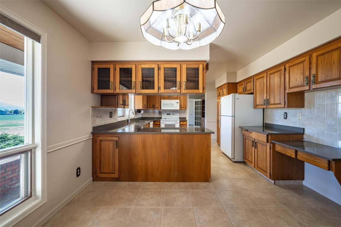 









683


Clinton

Road,
Spallumcheen,




BC
V4Y 0P3

