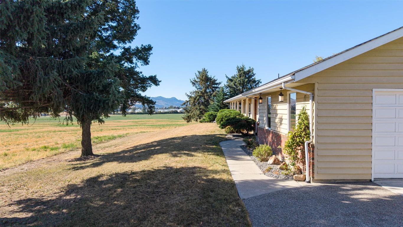









683


Clinton

Road,
Spallumcheen,




BC
V4Y 0P3

