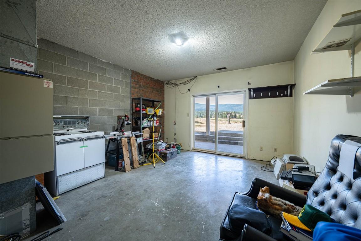 









683


Clinton

Road,
Spallumcheen,




BC
V4Y 0P3

