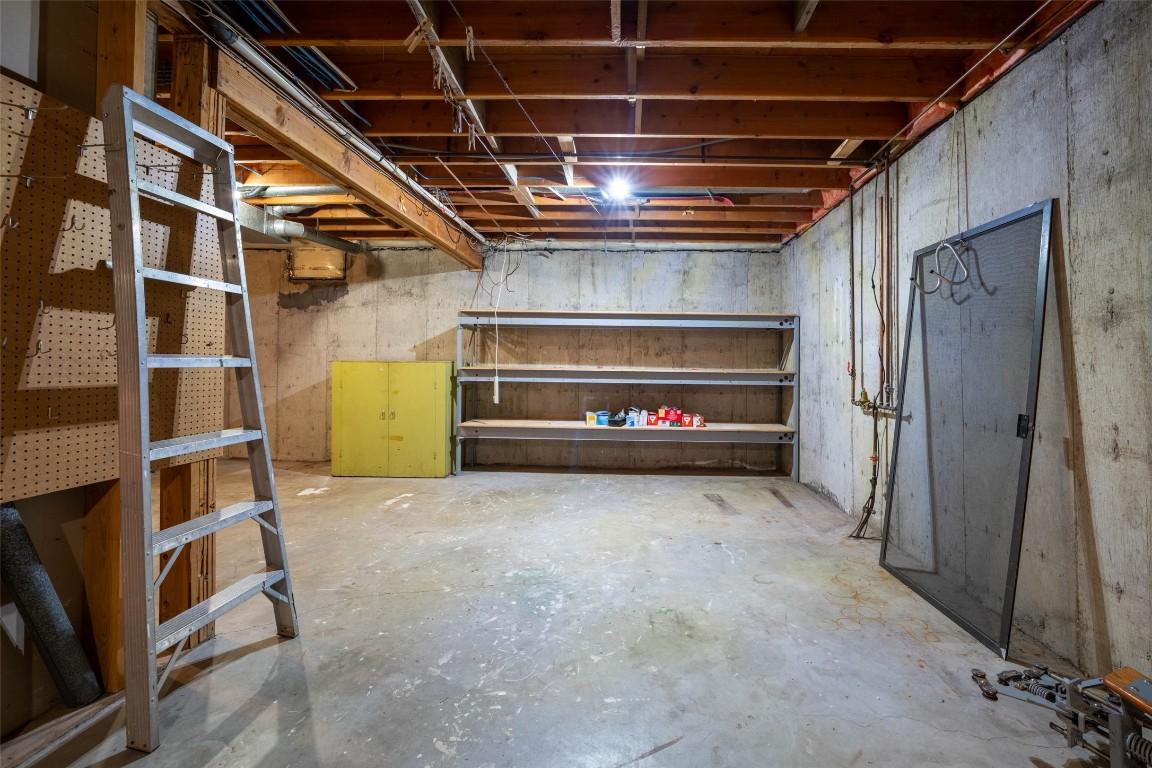 









683


Clinton

Road,
Spallumcheen,




BC
V4Y 0P3

