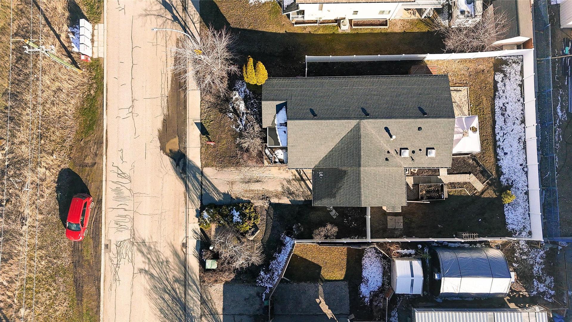 









1605


15

Avenue,
Vernon,




BC
V1T 9R4

