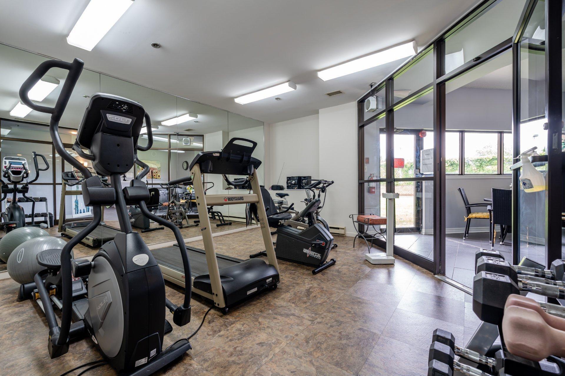 









500


Rue St-Francois

, 102,
Brossard,




QC
J4X2A2

