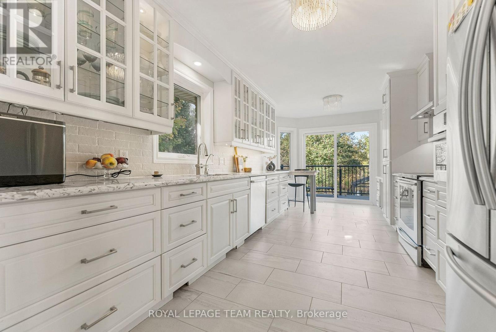 












230 OPEONGO ROAD

,
Renfrew,




Ontario
K7V2T5

