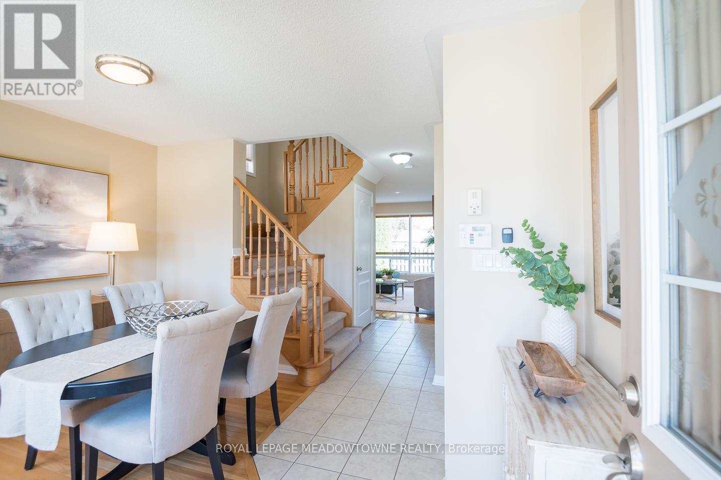 












701 THOMPSON ROAD S

,
Milton,




Ontario
L9T5W8

