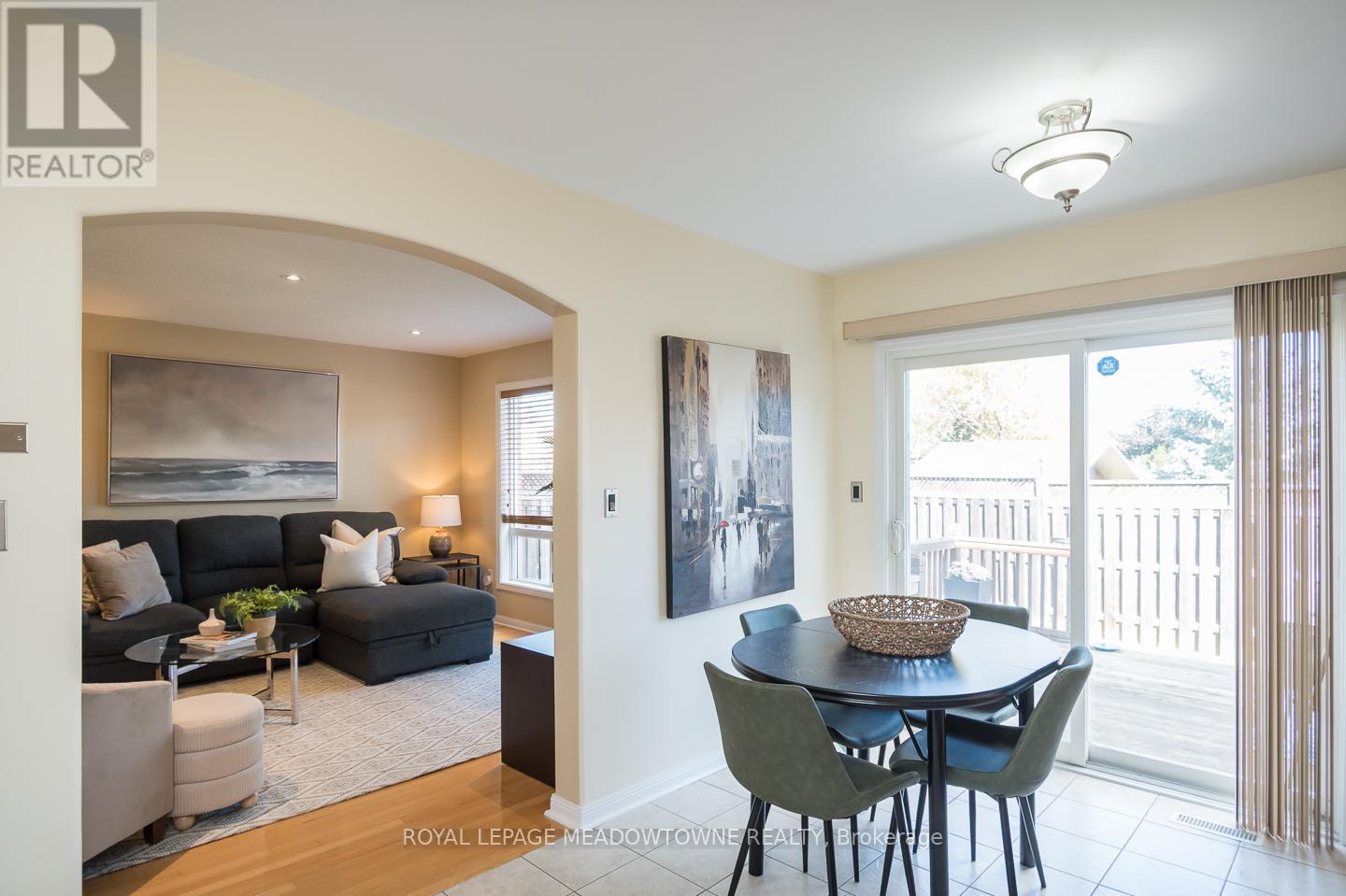 












701 THOMPSON ROAD S

,
Milton,




Ontario
L9T5W8

