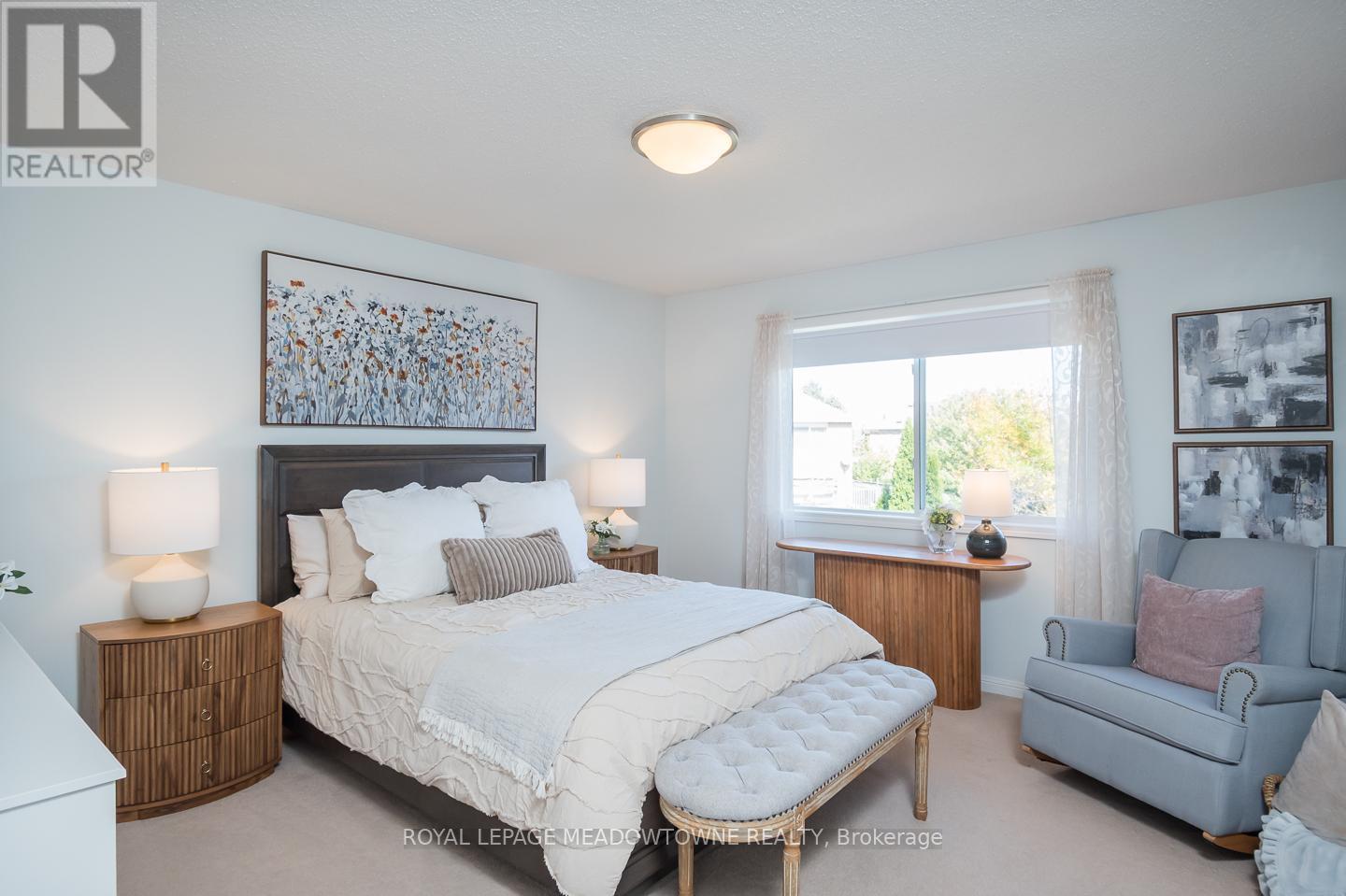 












701 THOMPSON ROAD S

,
Milton,




Ontario
L9T5W8


