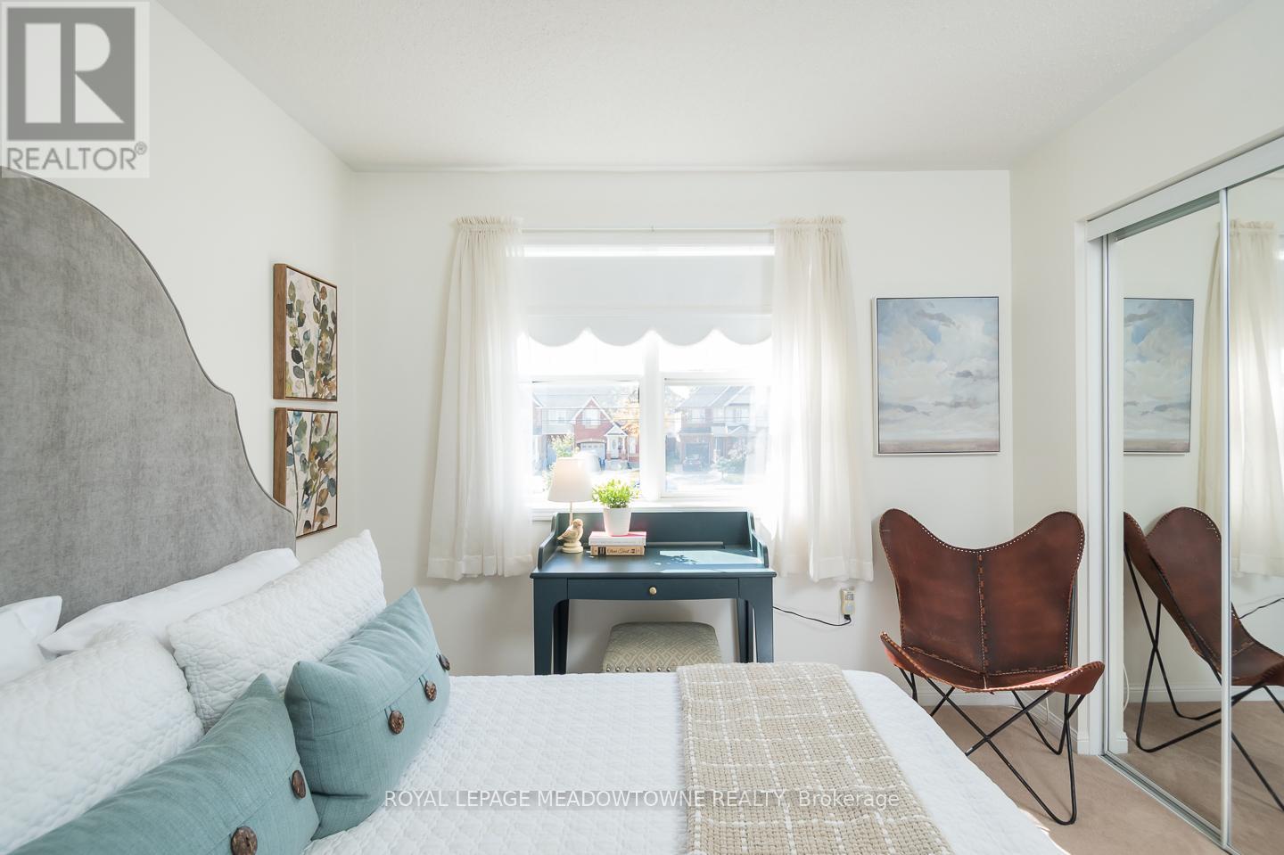 












701 THOMPSON ROAD S

,
Milton,




Ontario
L9T5W8

