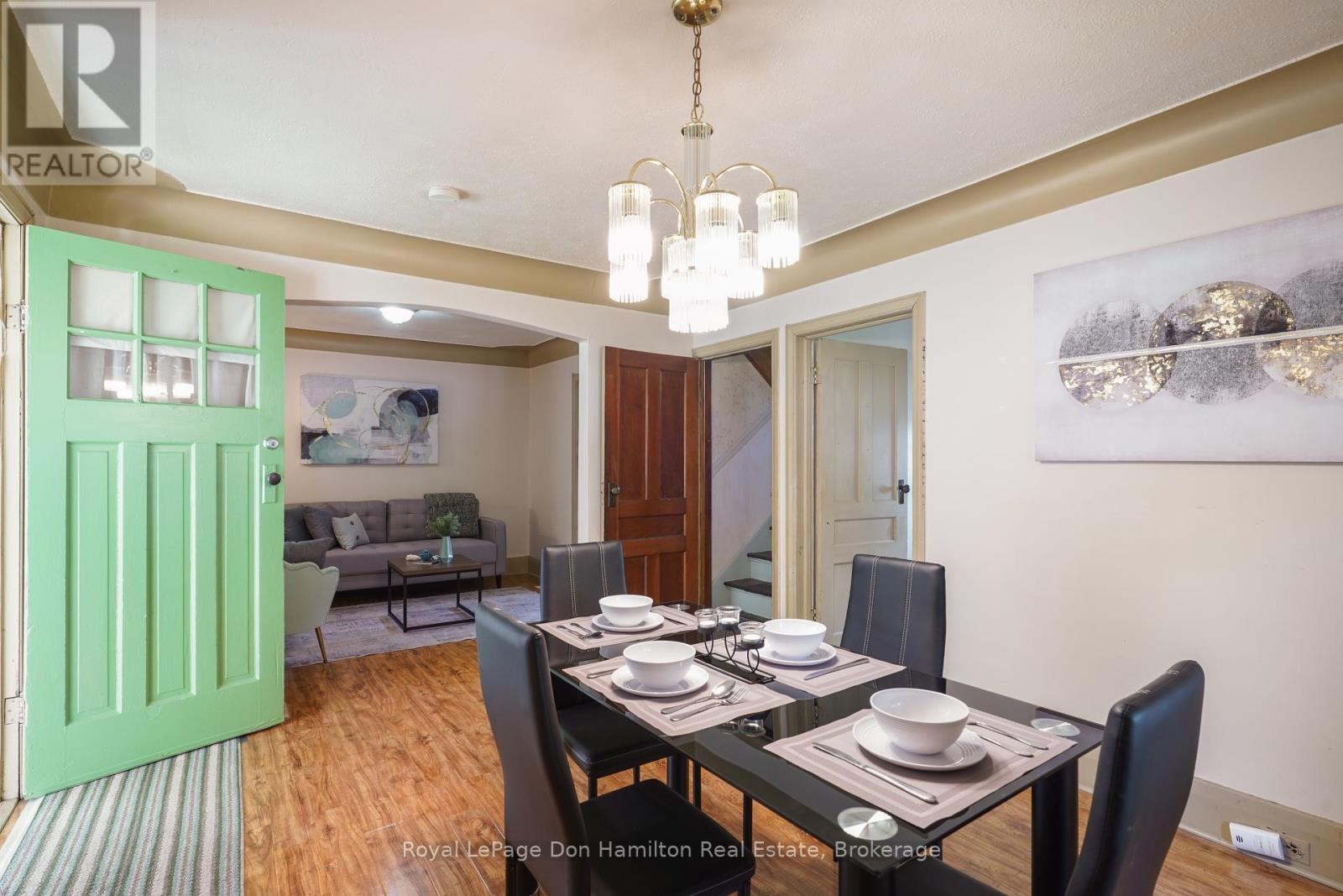 












21 ELGIN STREET

,
Southwest Middlesex (Appin),




Ontario
N0L1A0

