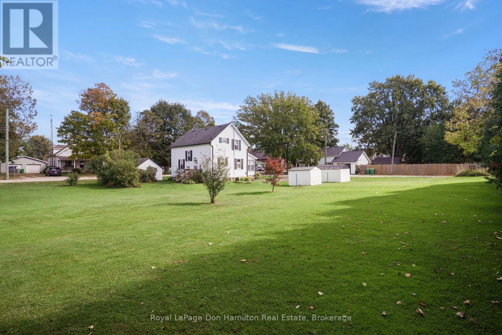 












21 ELGIN STREET

,
Southwest Middlesex (Appin),




Ontario
N0L1A0

