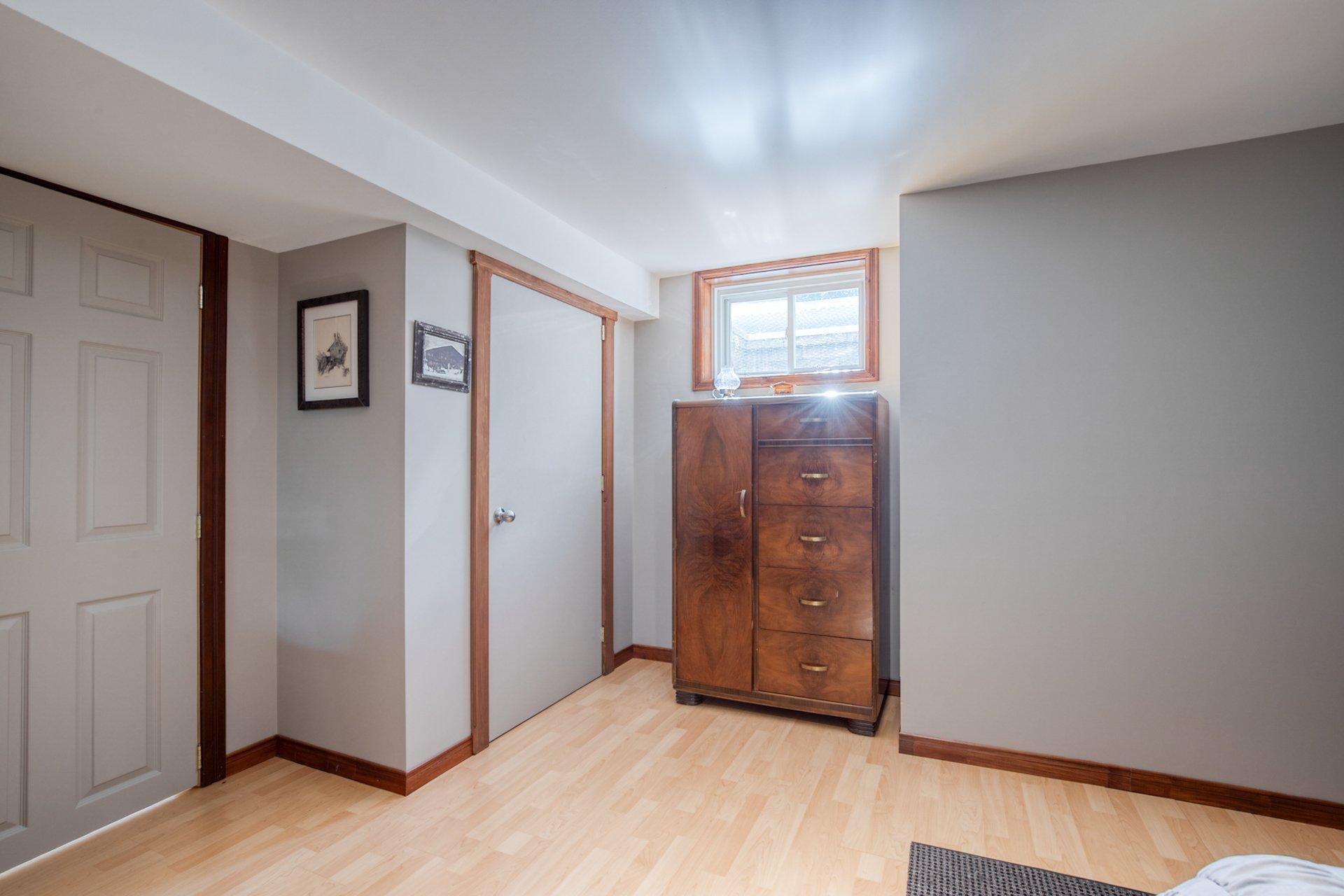 









12


Rue Genest

,
Saint-Jean-sur-Richelieu,




QC
J2X2V1

