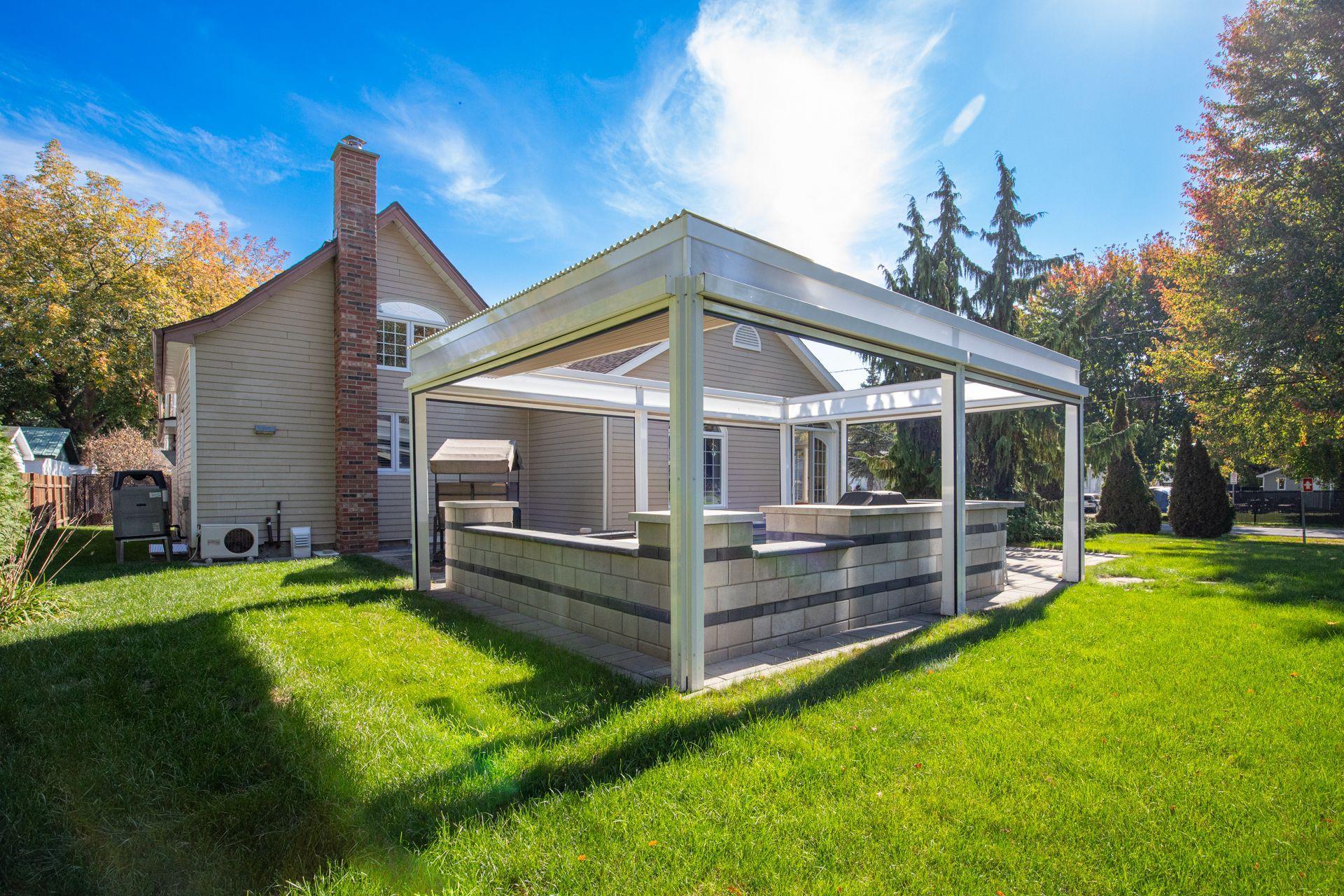 









12


Rue Genest

,
Saint-Jean-sur-Richelieu,




QC
J2X2V1

