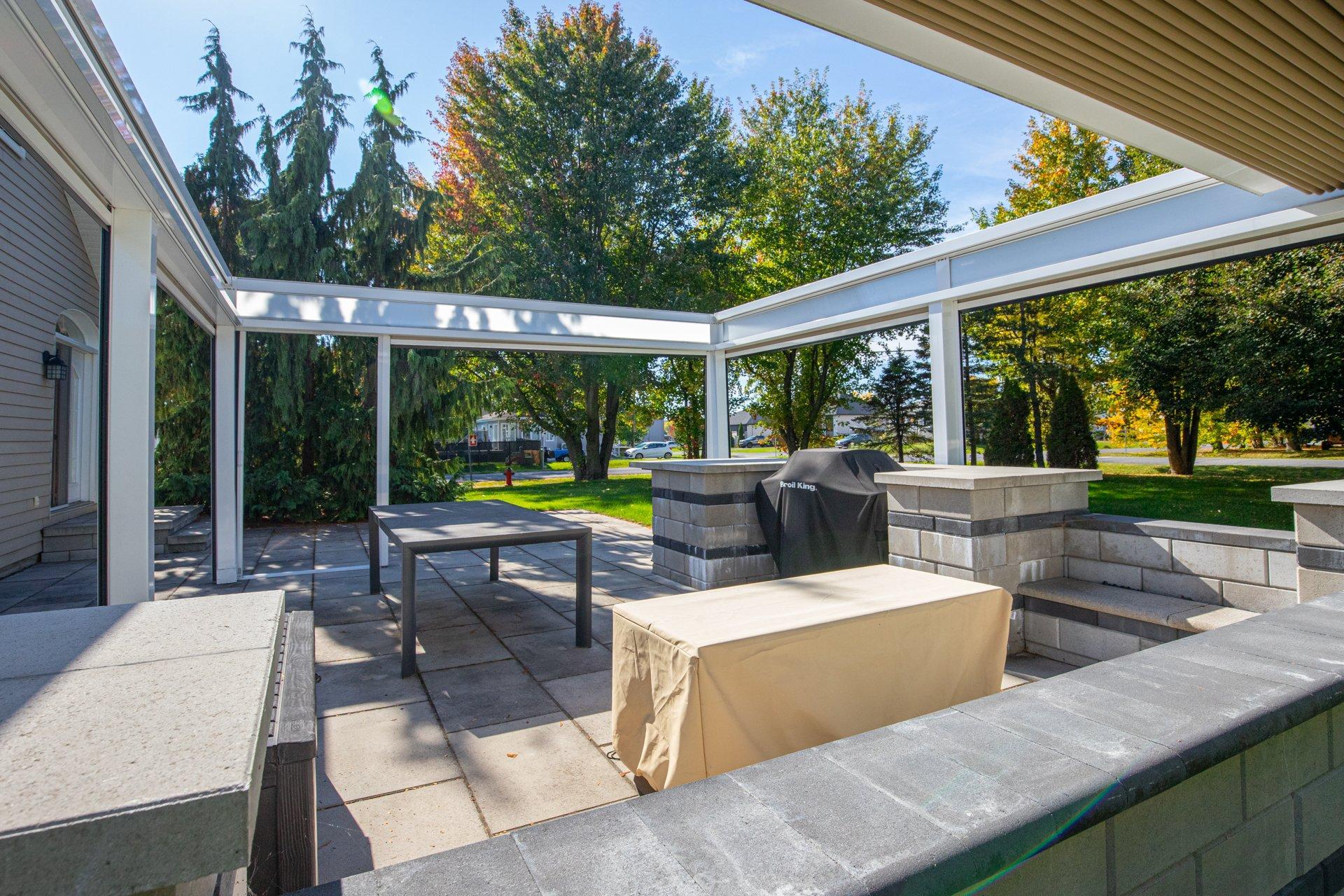 









12


Rue Genest

,
Saint-Jean-sur-Richelieu,




QC
J2X2V1

