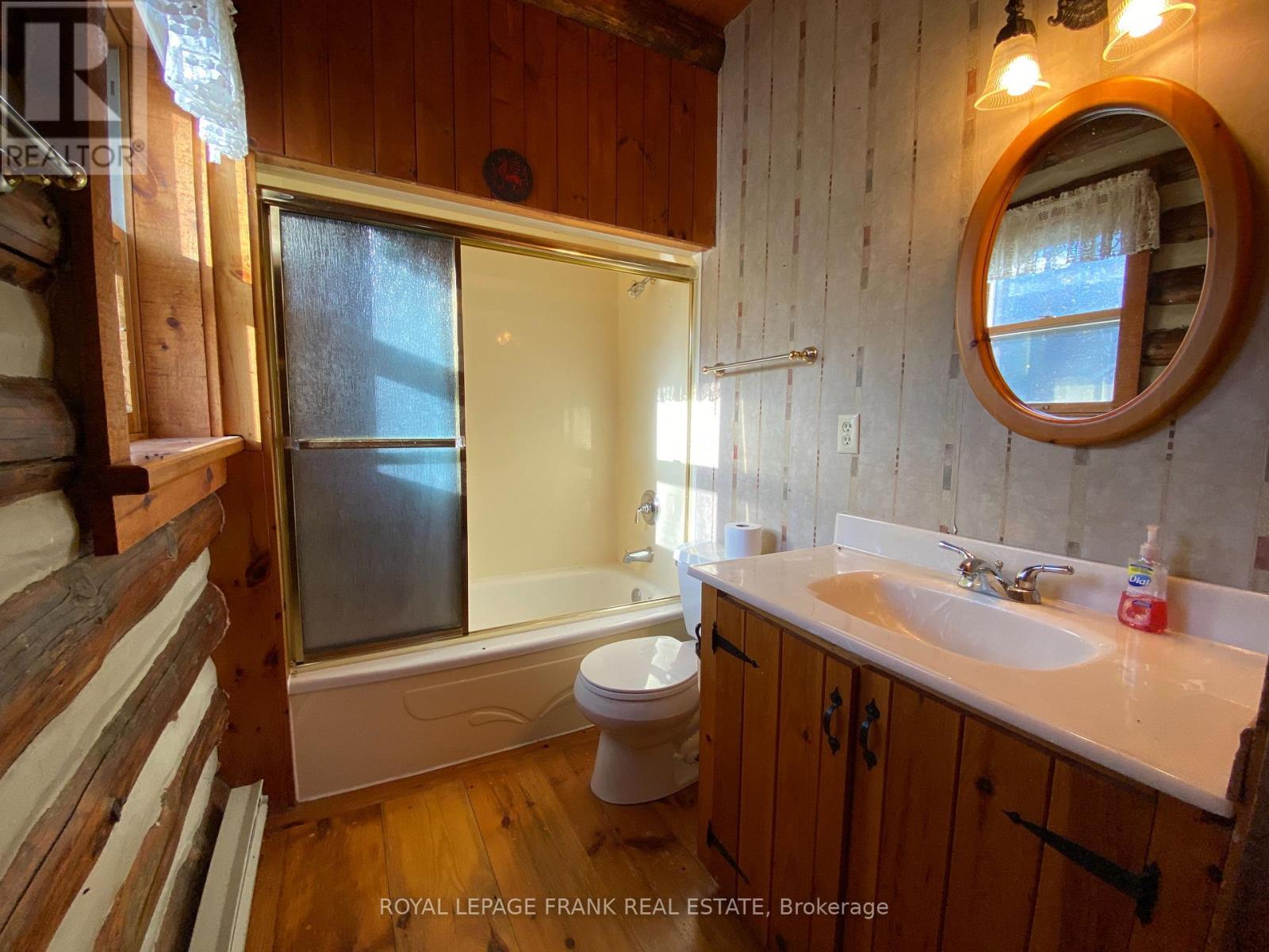 












25C FORBES ROAD

,
Tweed (Elzevir (Twp)),




Ontario
K0K2K0


