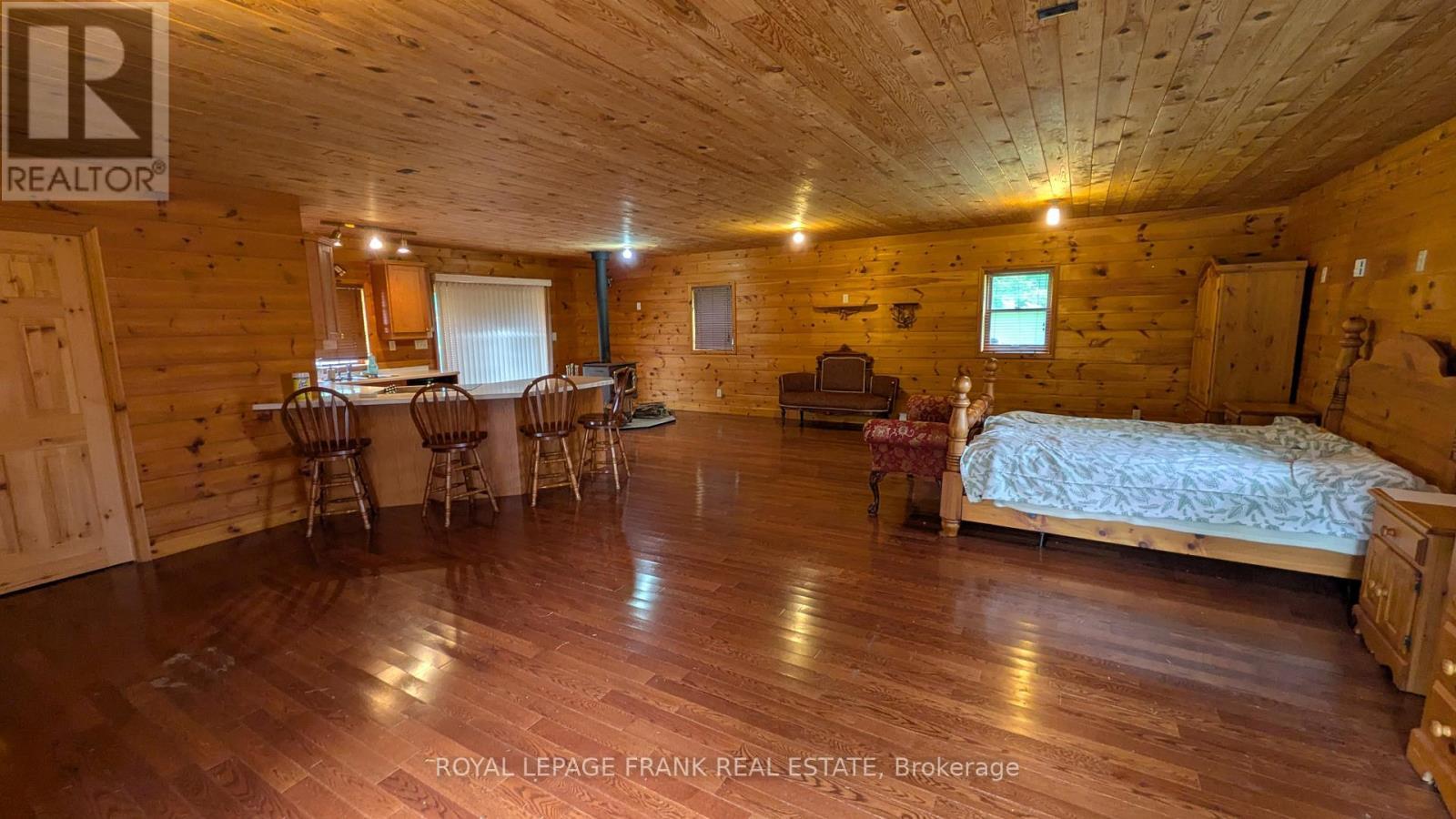 












25C FORBES ROAD

,
Tweed (Elzevir (Twp)),




Ontario
K0K2K0

