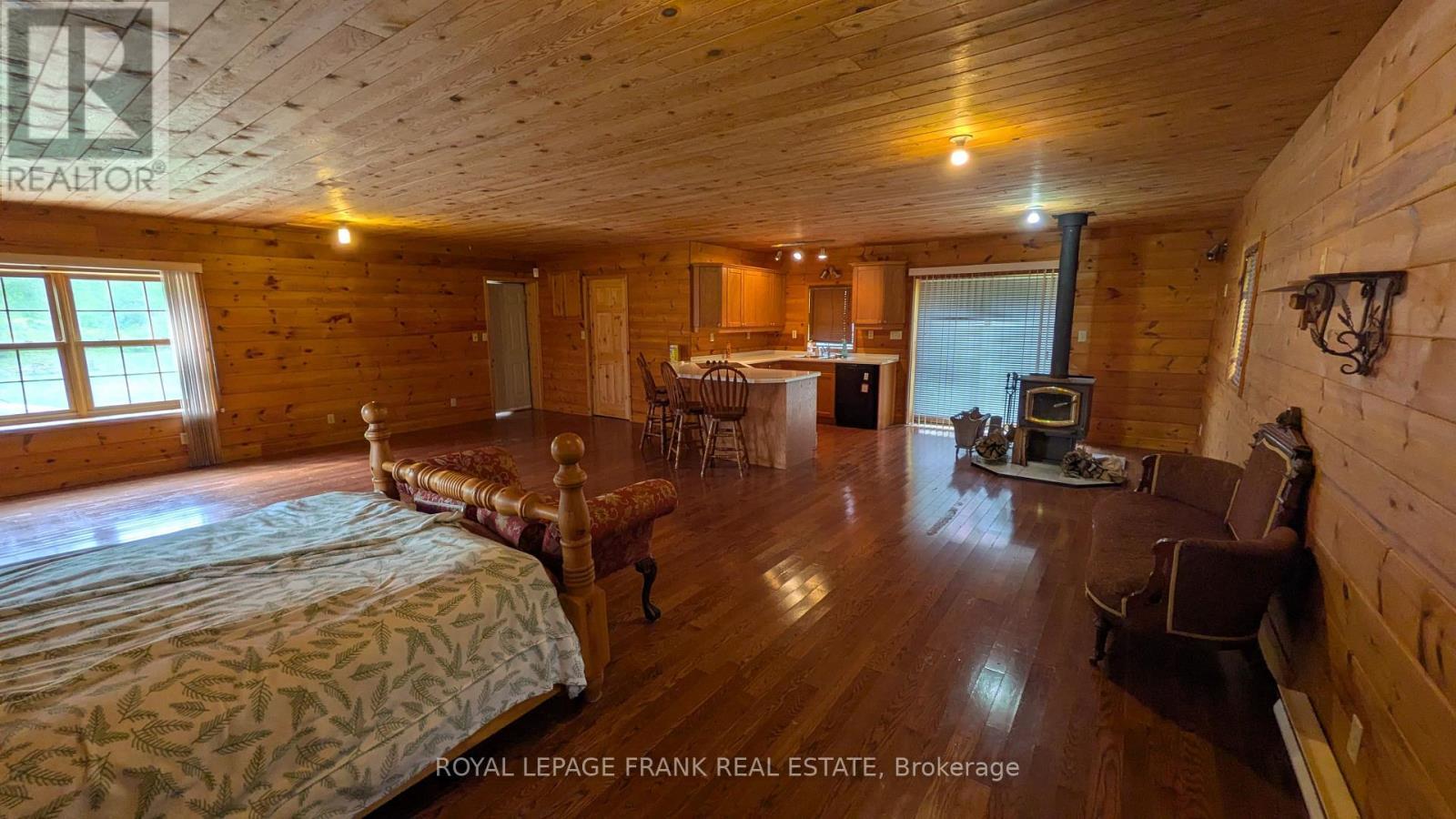












25C FORBES ROAD

,
Tweed (Elzevir (Twp)),




Ontario
K0K2K0

