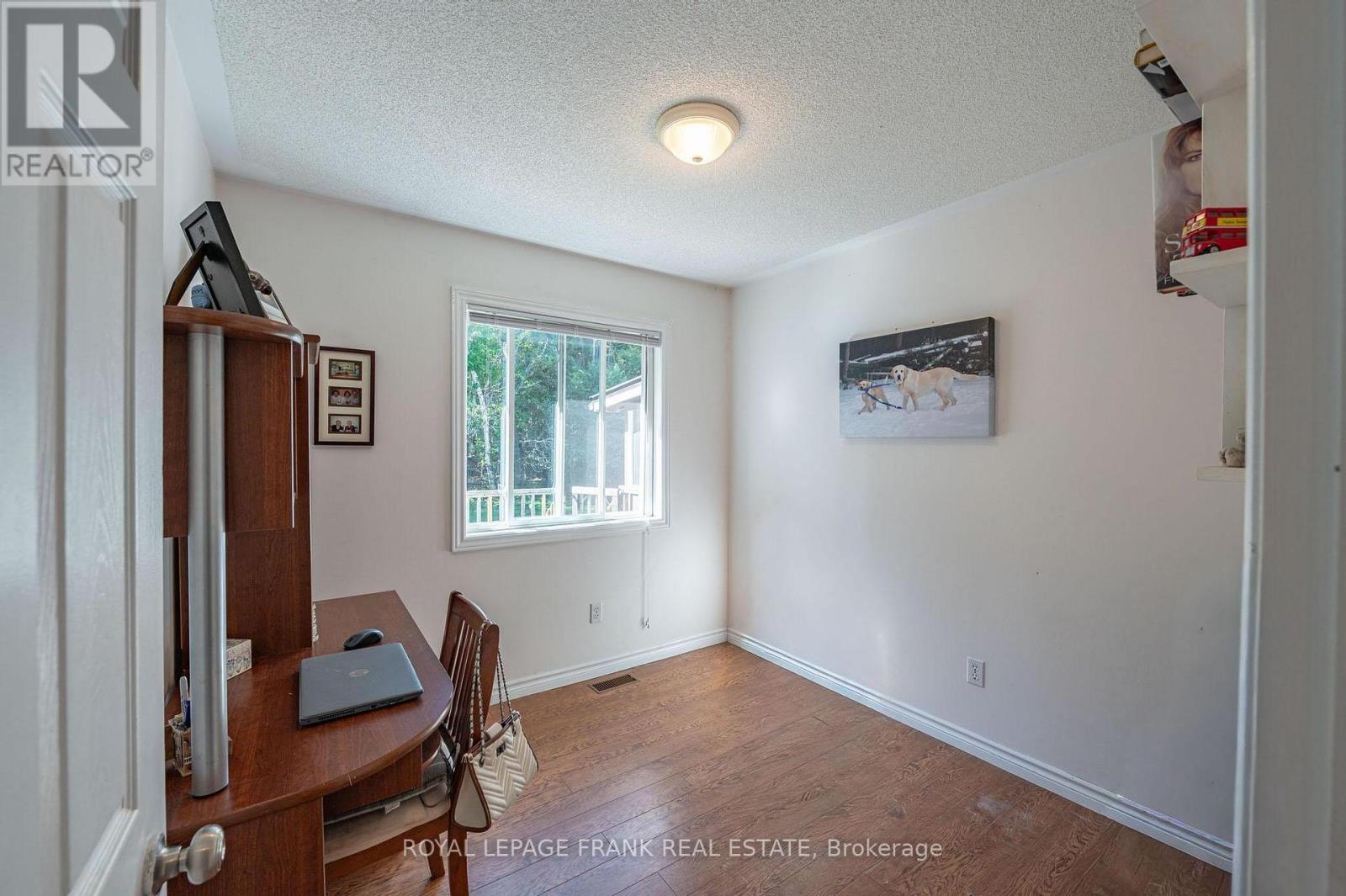 












124 SUMCOT DRIVE

,
Trent Lakes,




Ontario
K0L1J0

