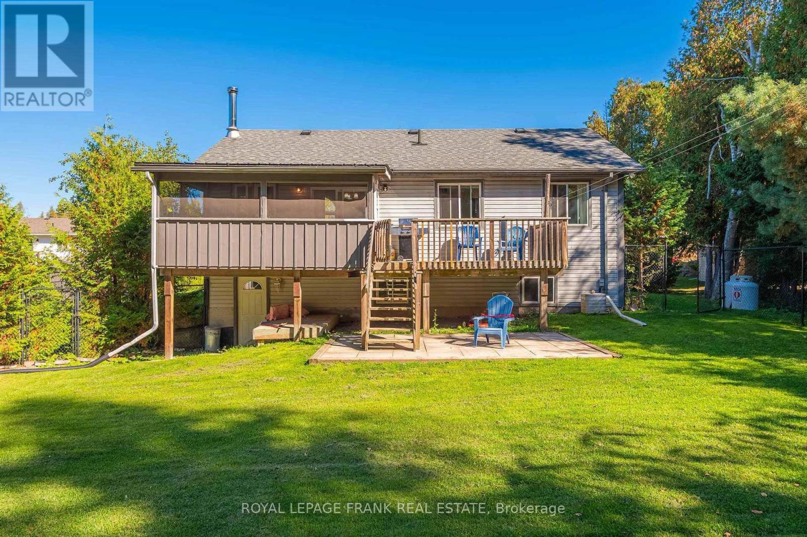 












124 SUMCOT DRIVE

,
Trent Lakes,




Ontario
K0L1J0

