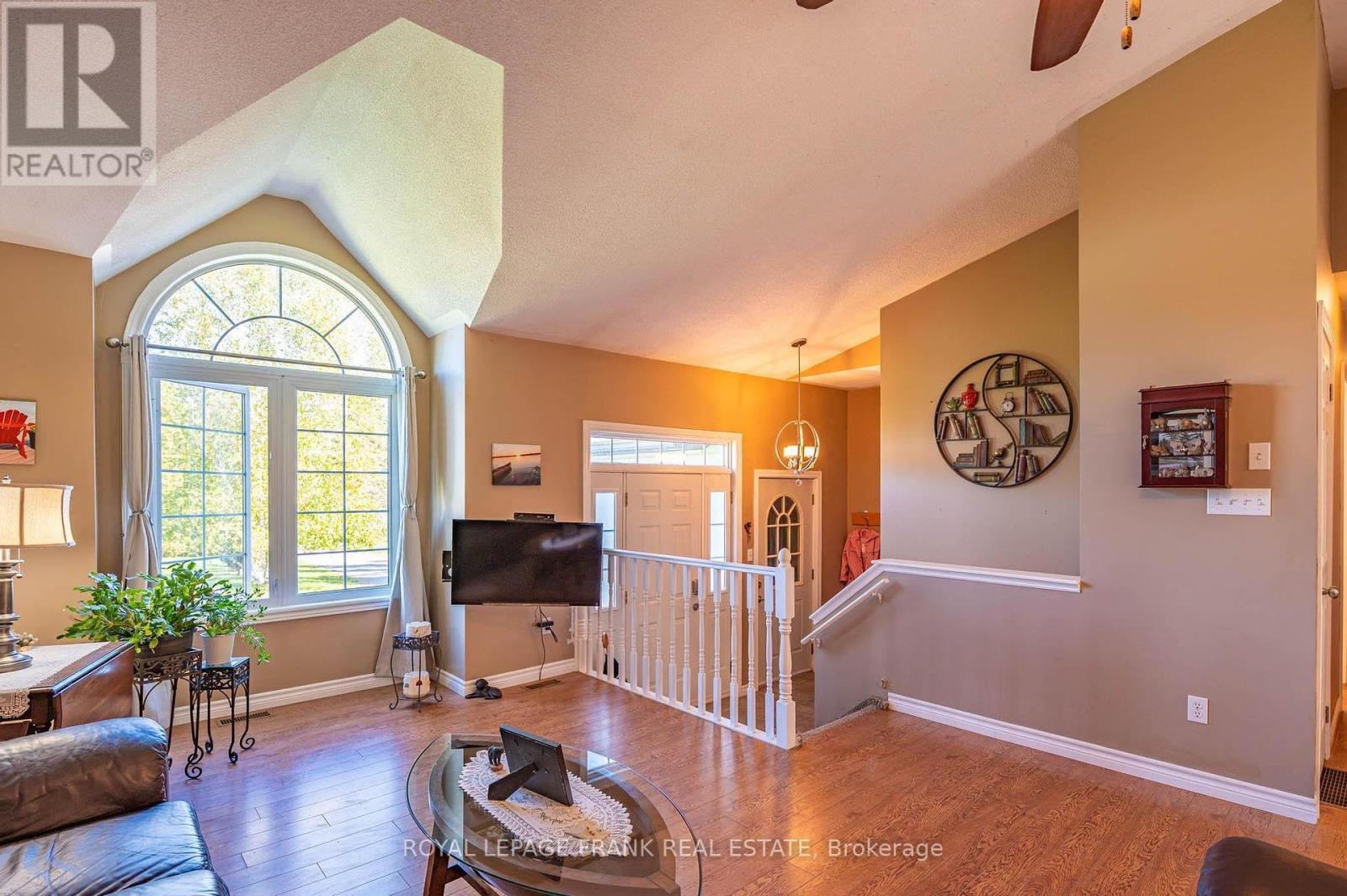 












124 SUMCOT DRIVE

,
Trent Lakes,




Ontario
K0L1J0

