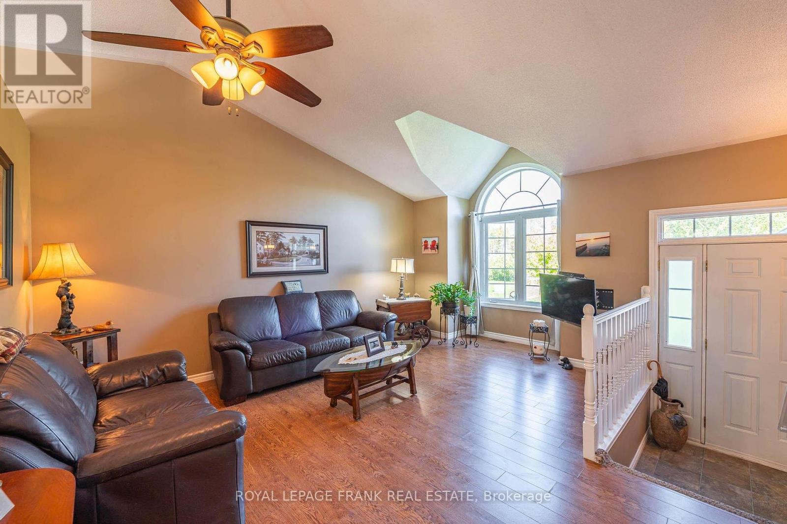 












124 SUMCOT DRIVE

,
Trent Lakes,




Ontario
K0L1J0

