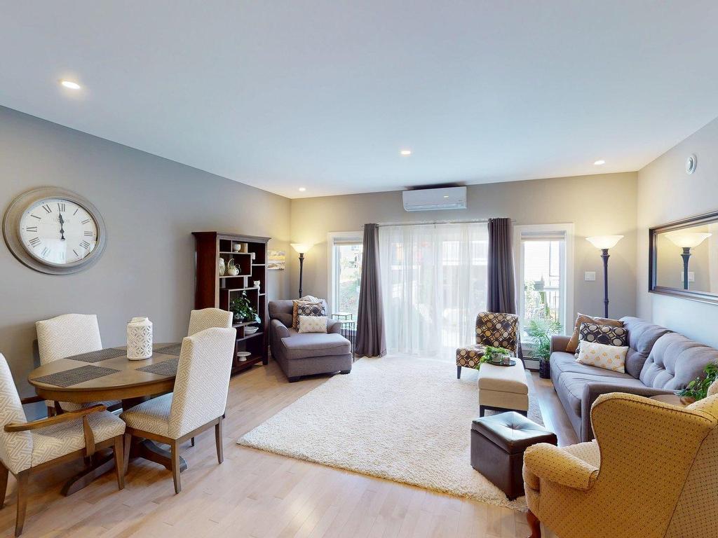 












135 Bradford Place

,
Bedford,




NS
B4B 0R7

